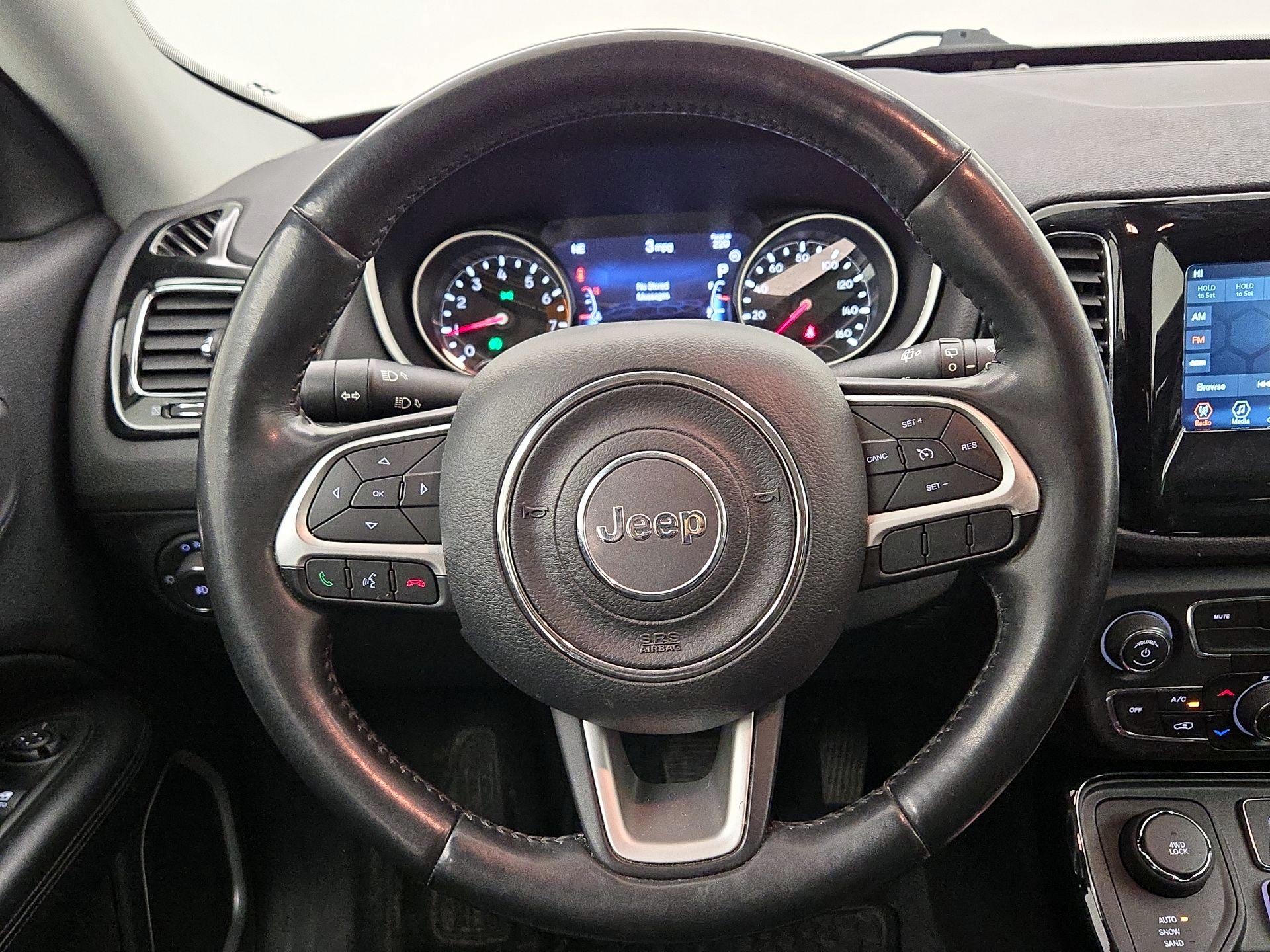 Thumbnail: 2018 Jeep Compass - 10