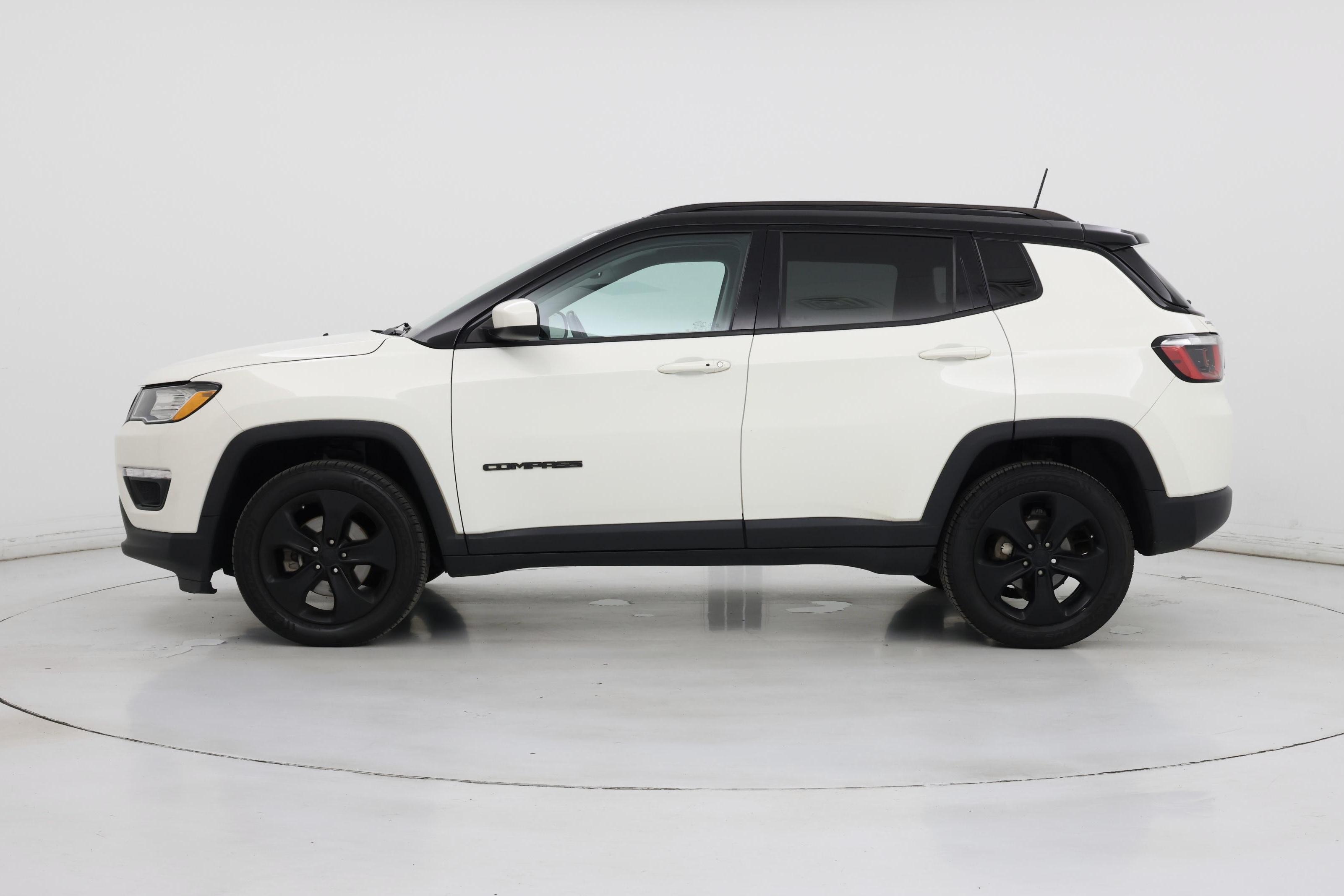 Thumbnail: 2018 Jeep Compass - 3