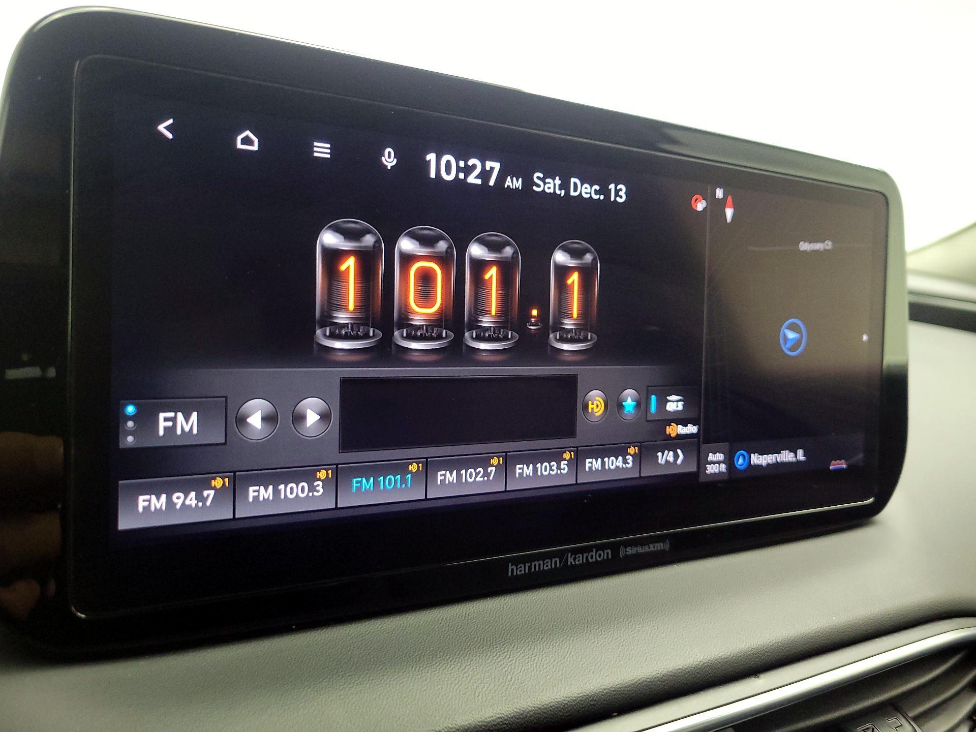 Thumbnail: 2022 Hyundai Santa Fe - 13