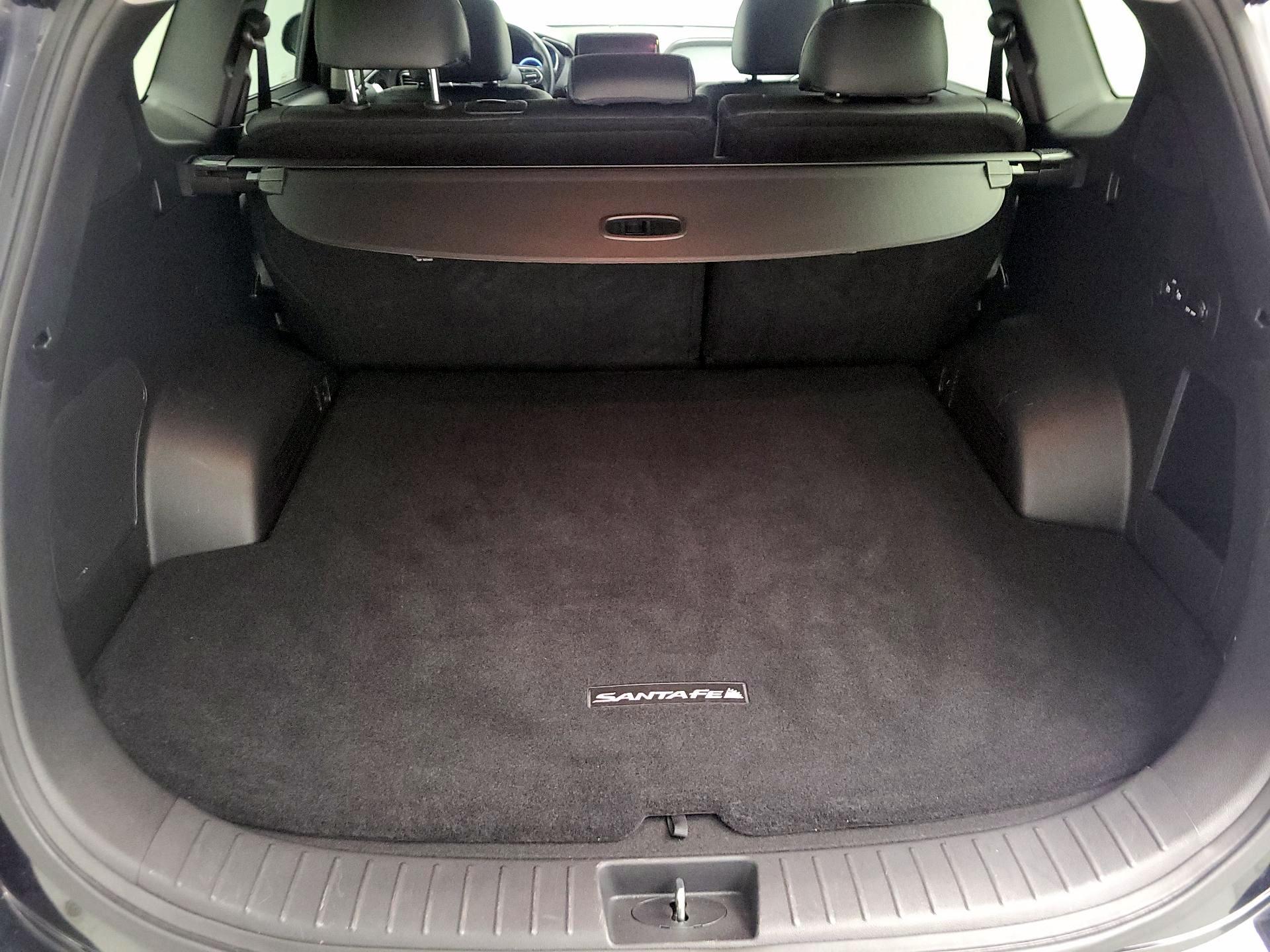 Thumbnail: 2022 Hyundai Santa Fe - 16