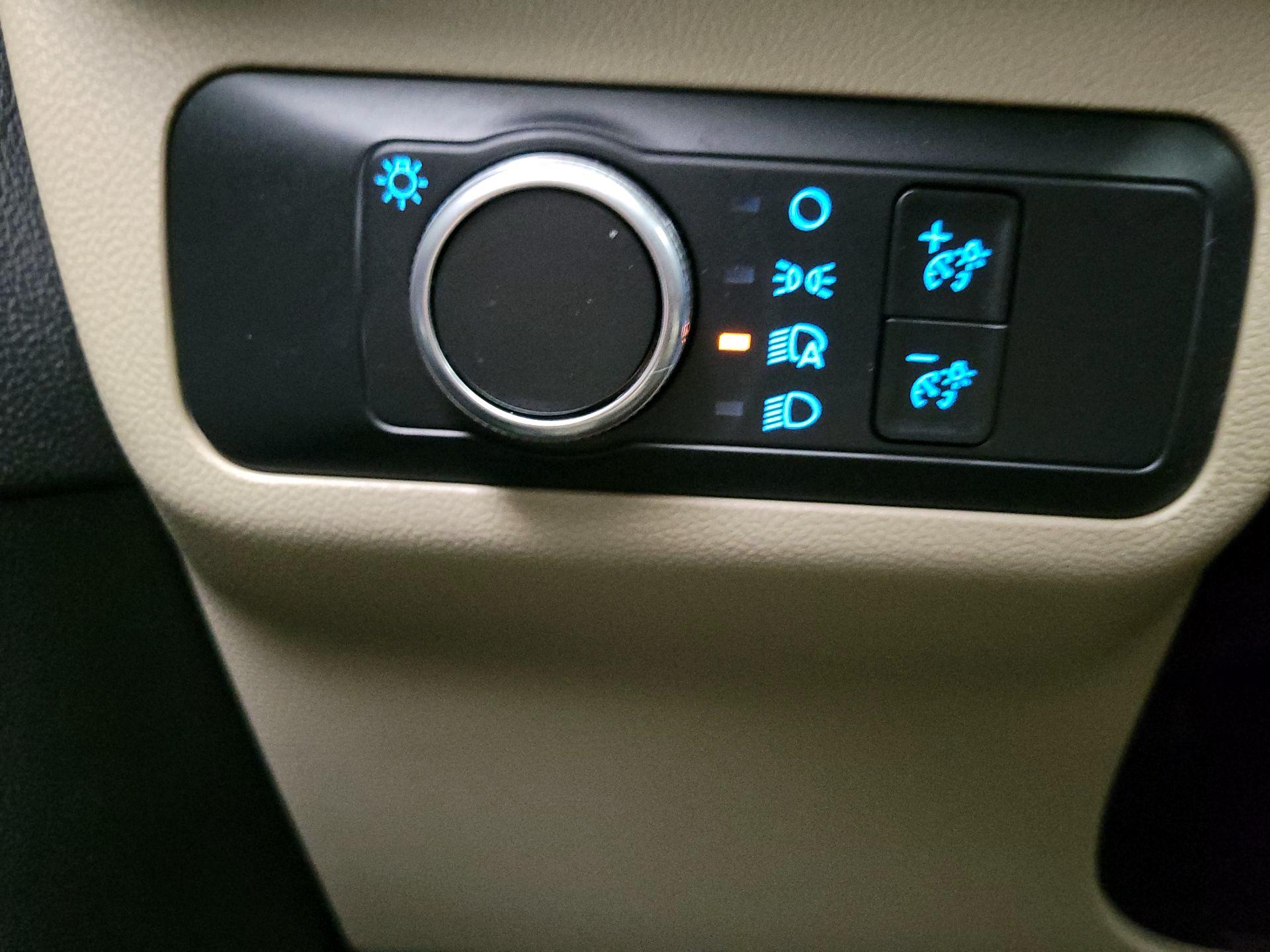 Thumbnail: 2022 Ford Escape - 13