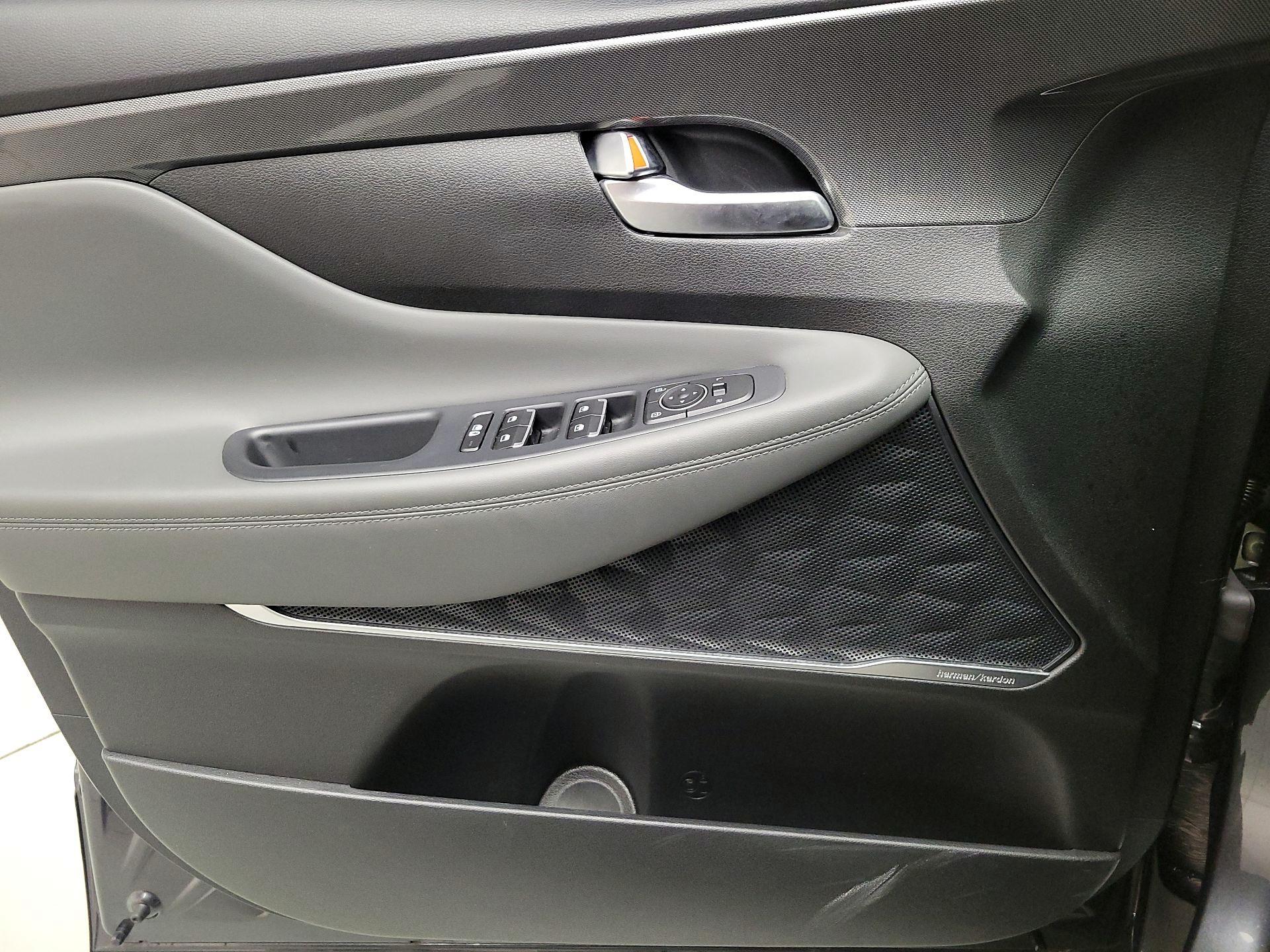 Thumbnail: 2022 Hyundai Santa Fe - 12