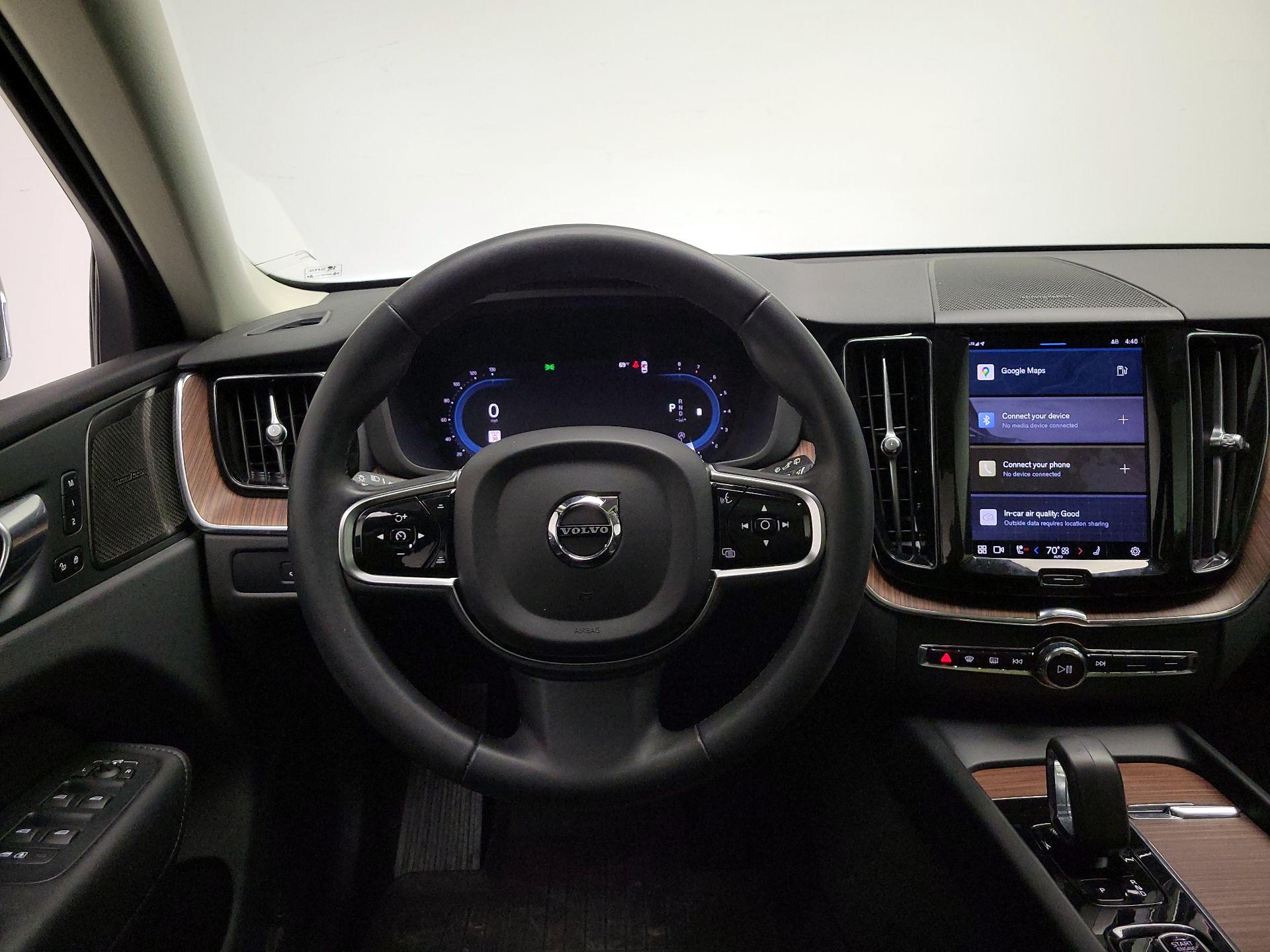 Thumbnail: 2023 Volvo XC60 - 10