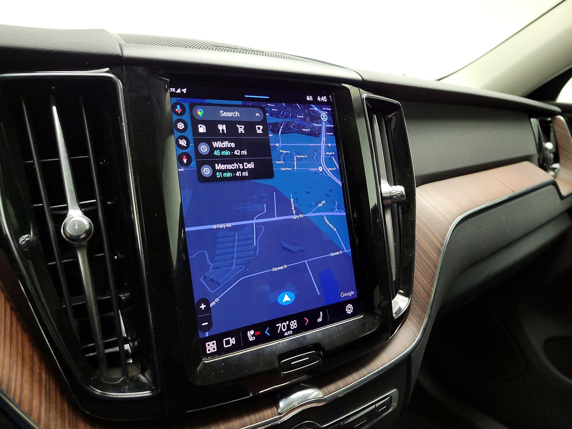 Thumbnail: 2023 Volvo XC60 - 13