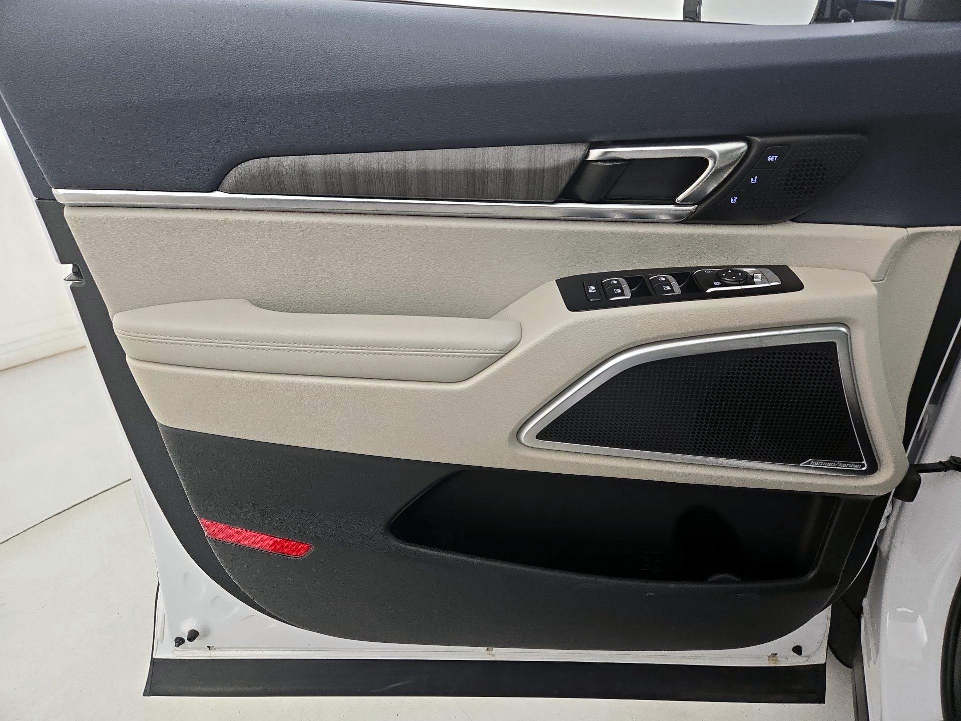 Thumbnail: 2024 Kia Telluride - 12