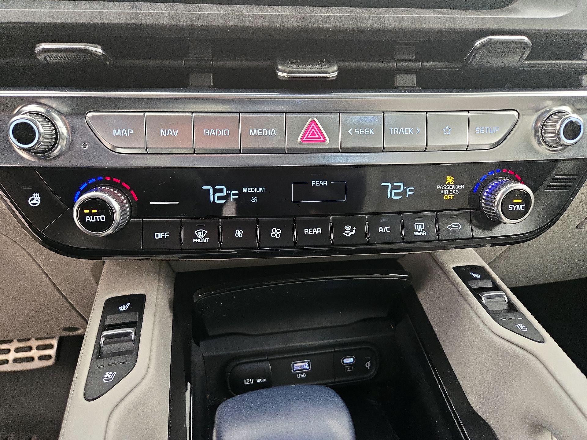 Thumbnail: 2024 Kia Telluride - 17