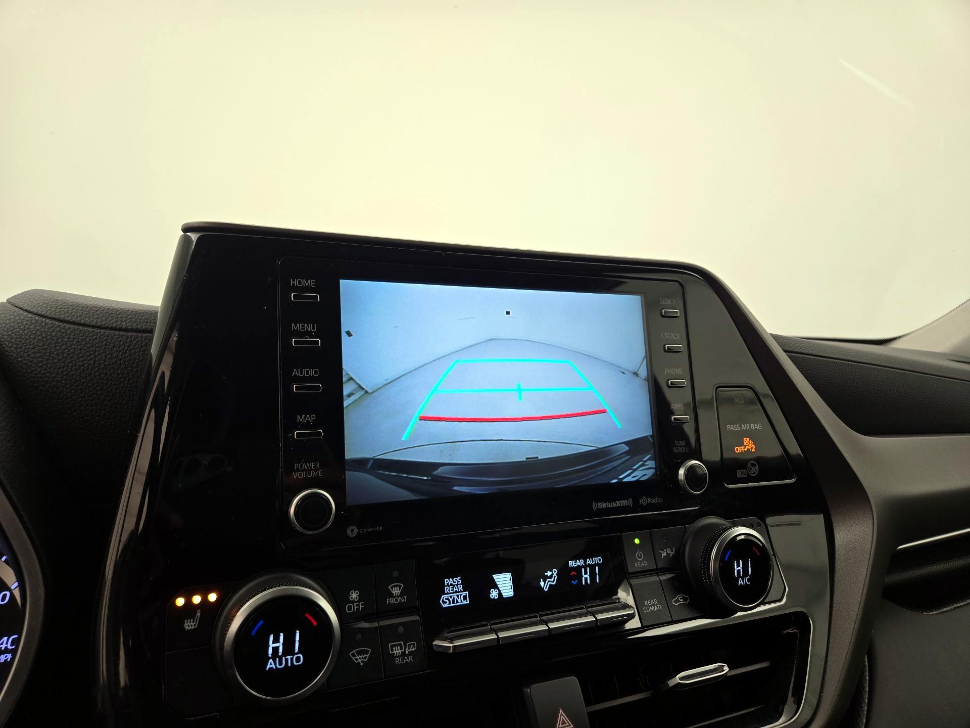 Thumbnail: 2022 Toyota Highlander - 14