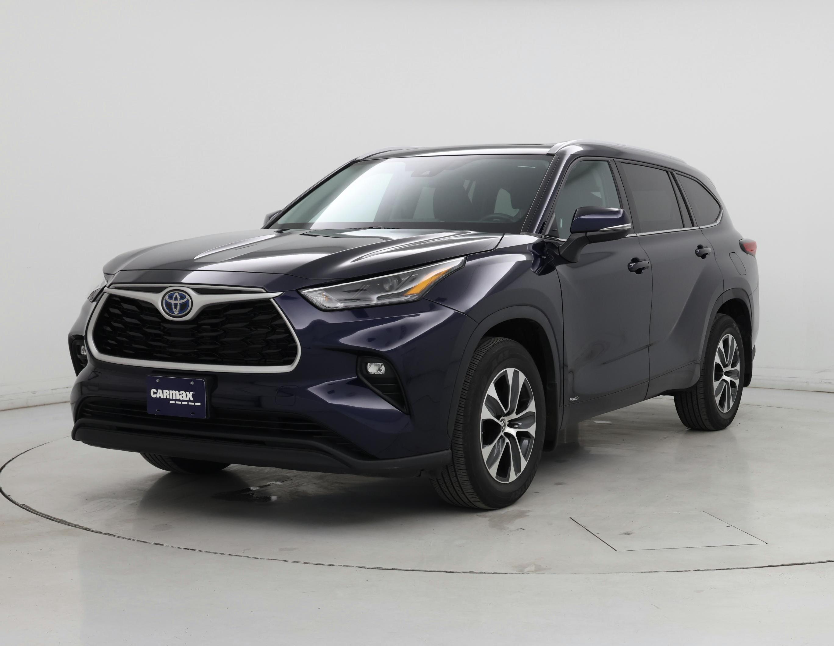 Thumbnail: 2022 Toyota Highlander - 4