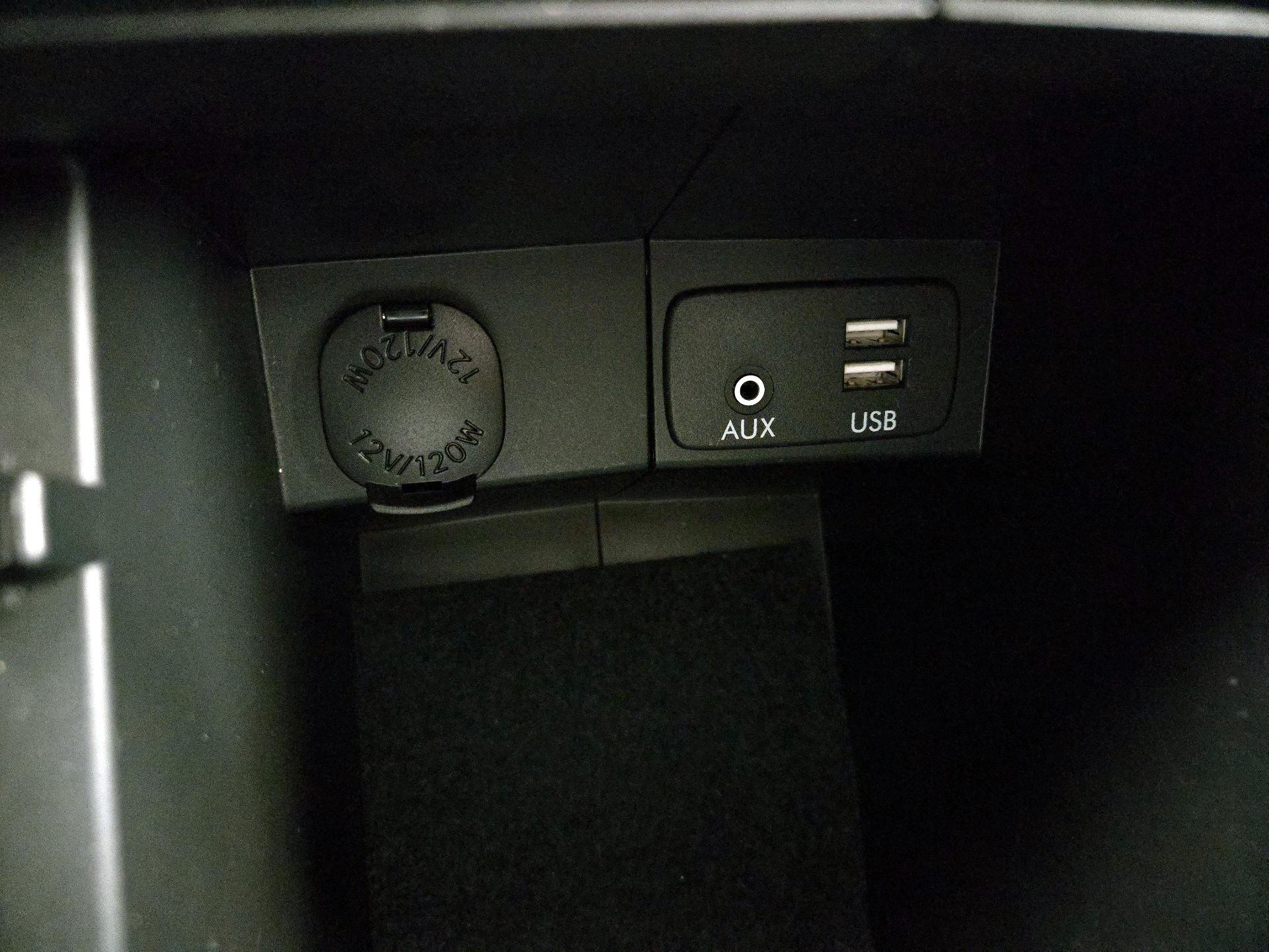 Thumbnail: 2017 Subaru Forester - 18