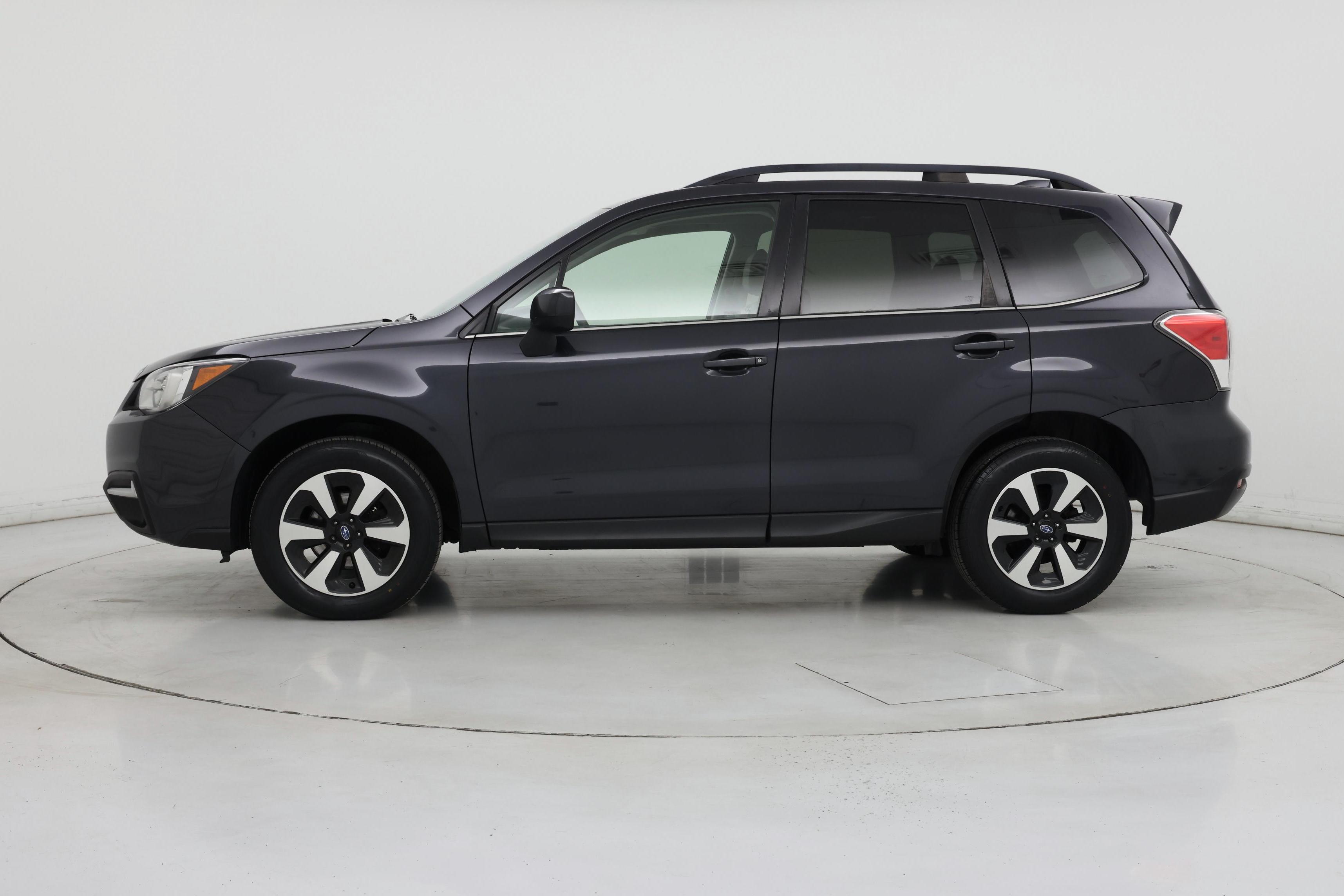 Thumbnail: 2017 Subaru Forester - 3