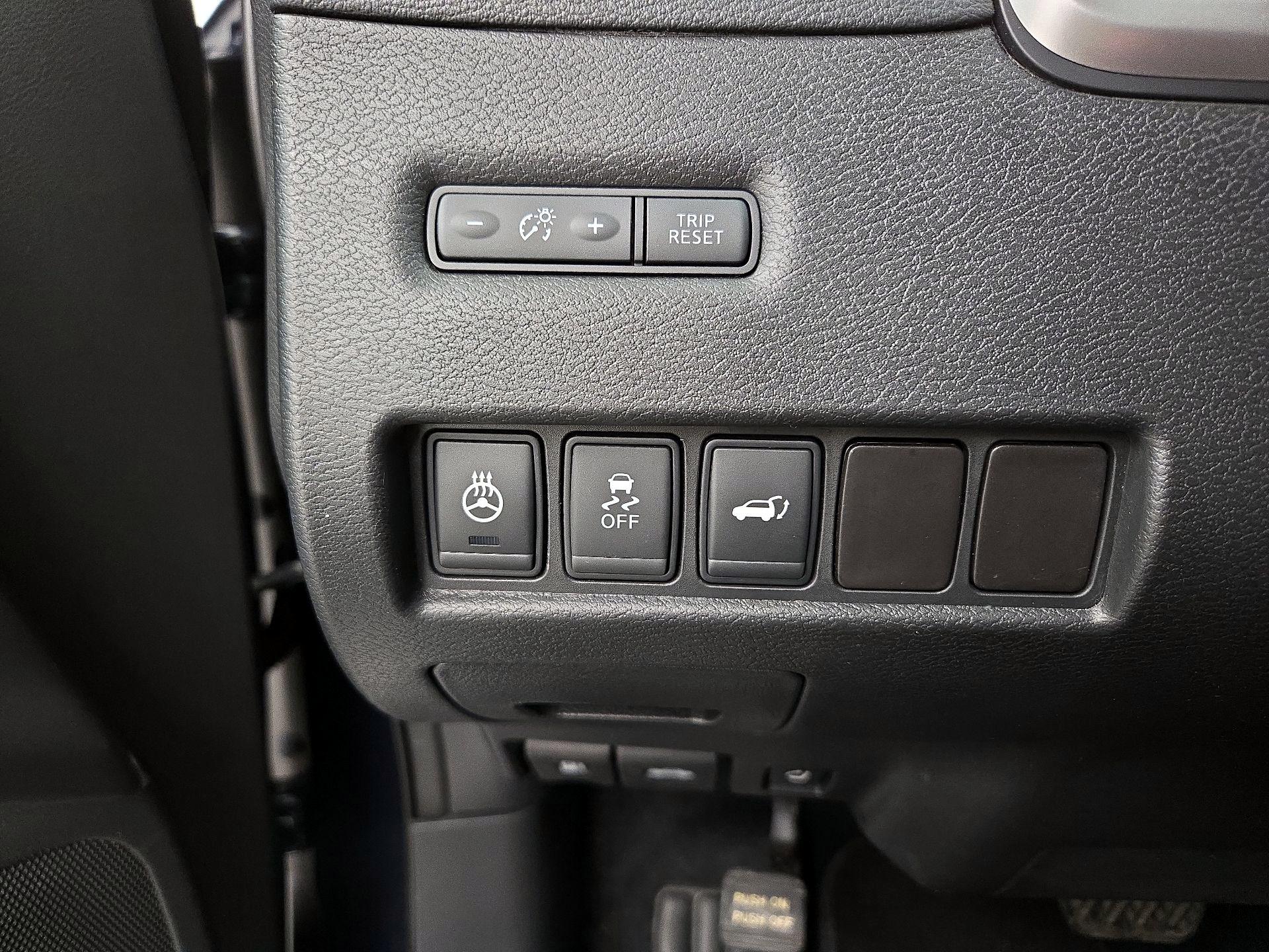 Thumbnail: 2016 Nissan Murano - 13