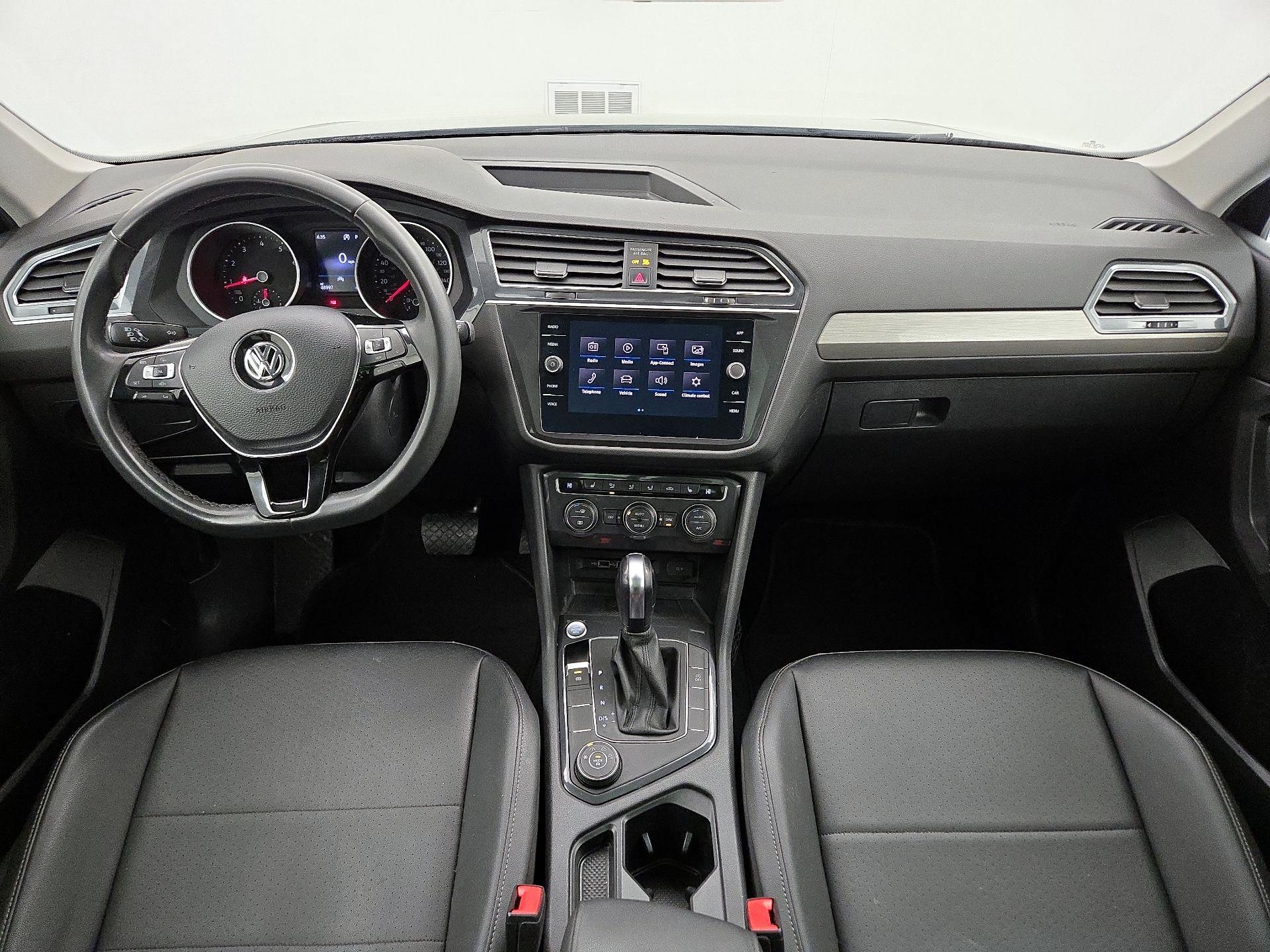 Thumbnail: 2020 Volkswagen Tiguan - 9