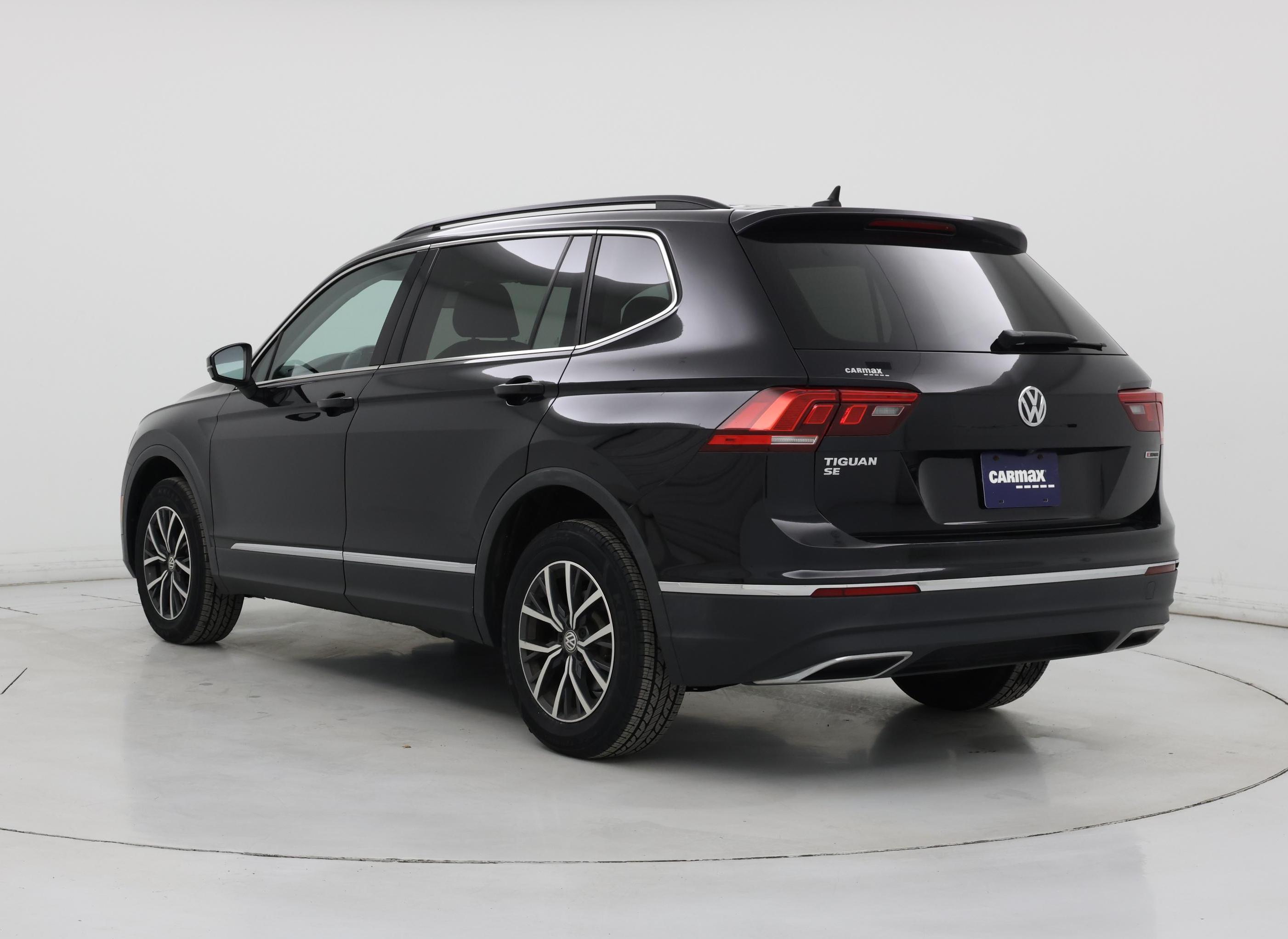 Thumbnail: 2020 Volkswagen Tiguan - 2