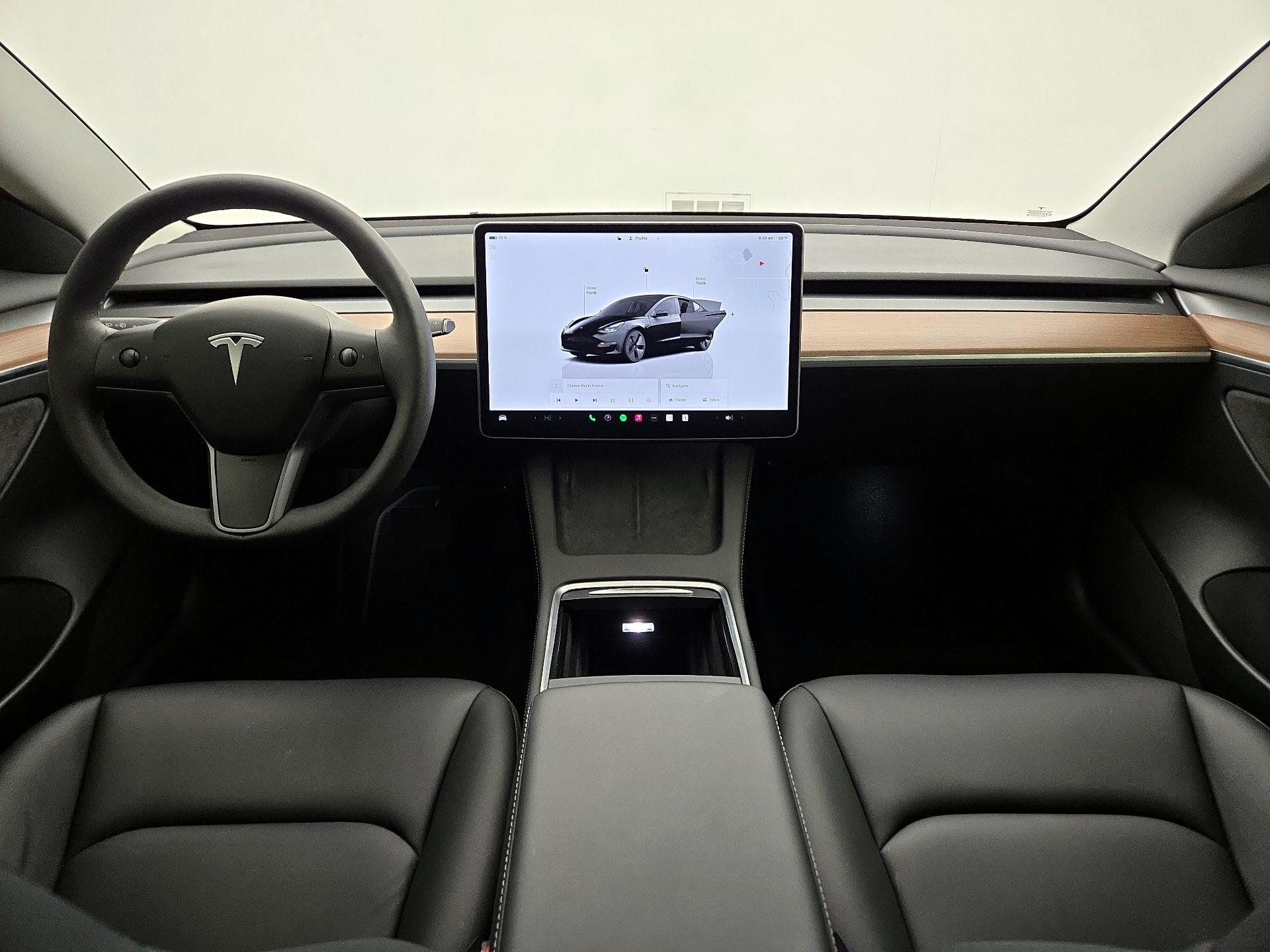 Thumbnail: 2023 Tesla Model 3 - 9