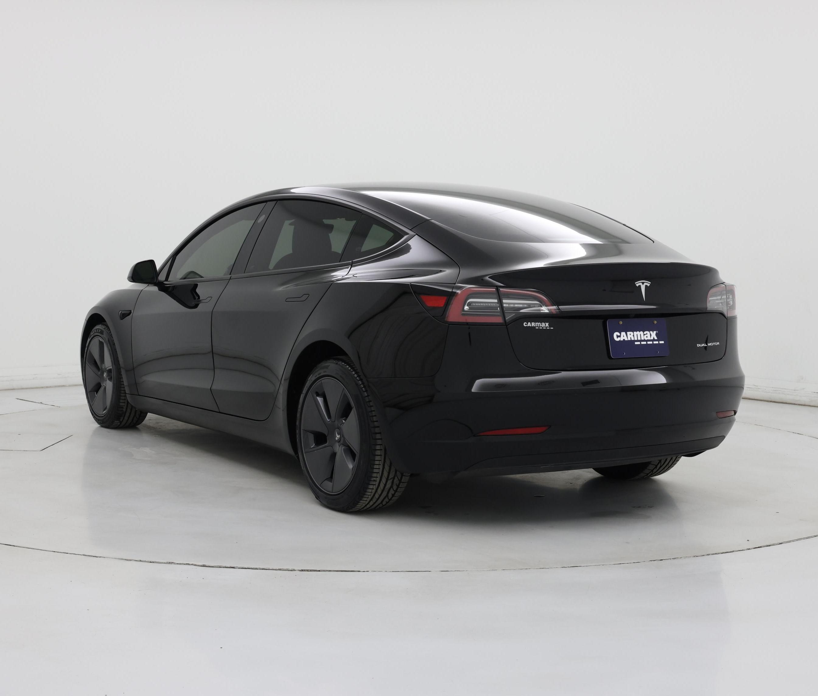 Thumbnail: 2023 Tesla Model 3 - 2