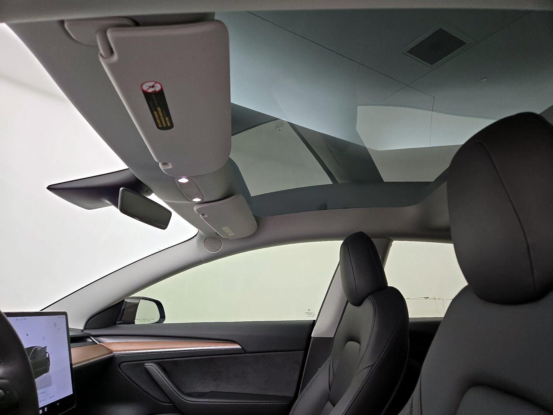 Thumbnail: 2023 Tesla Model 3 - 20