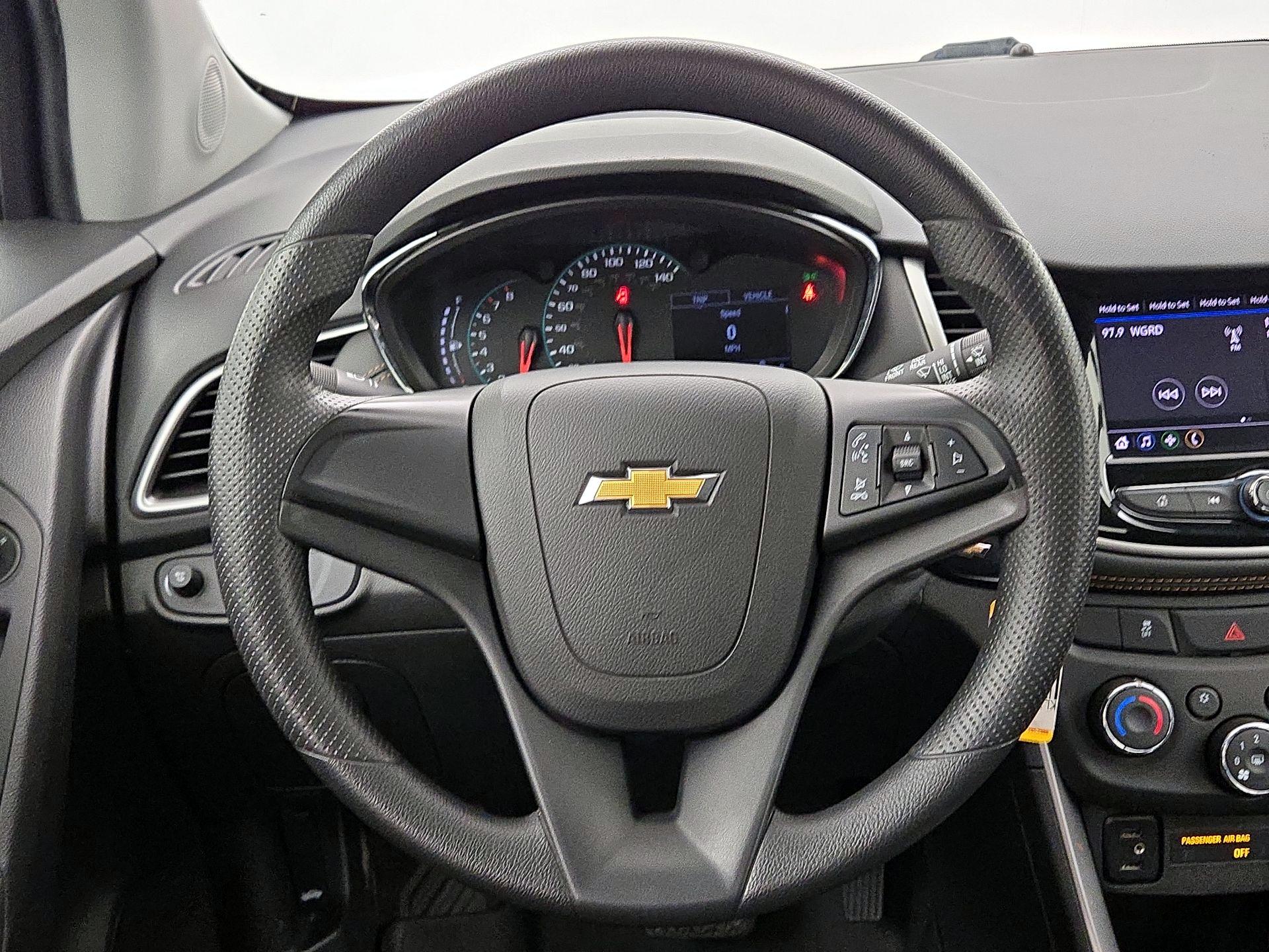 Thumbnail: 2020 Chevrolet Trax - 10