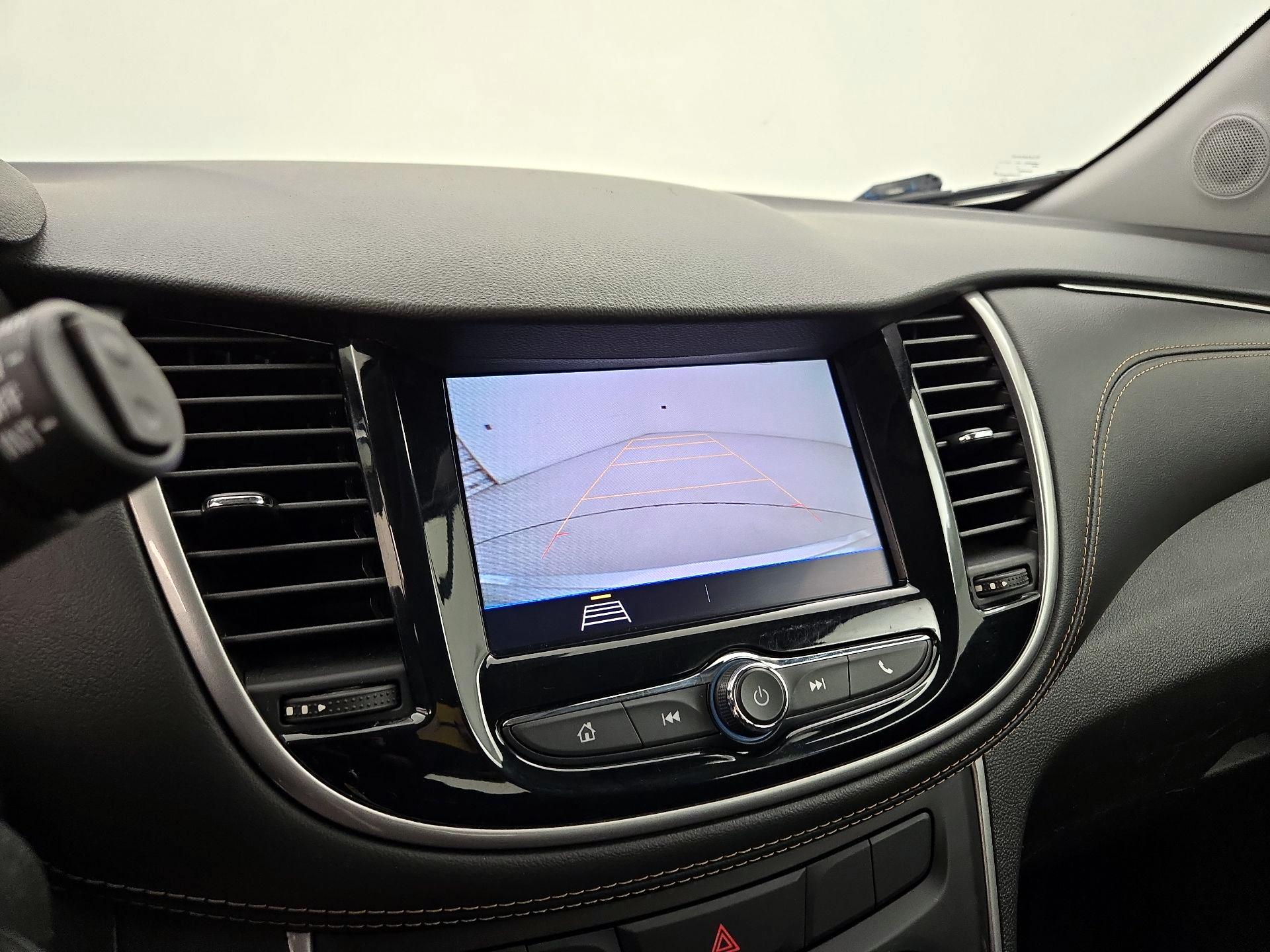 Thumbnail: 2020 Chevrolet Trax - 14