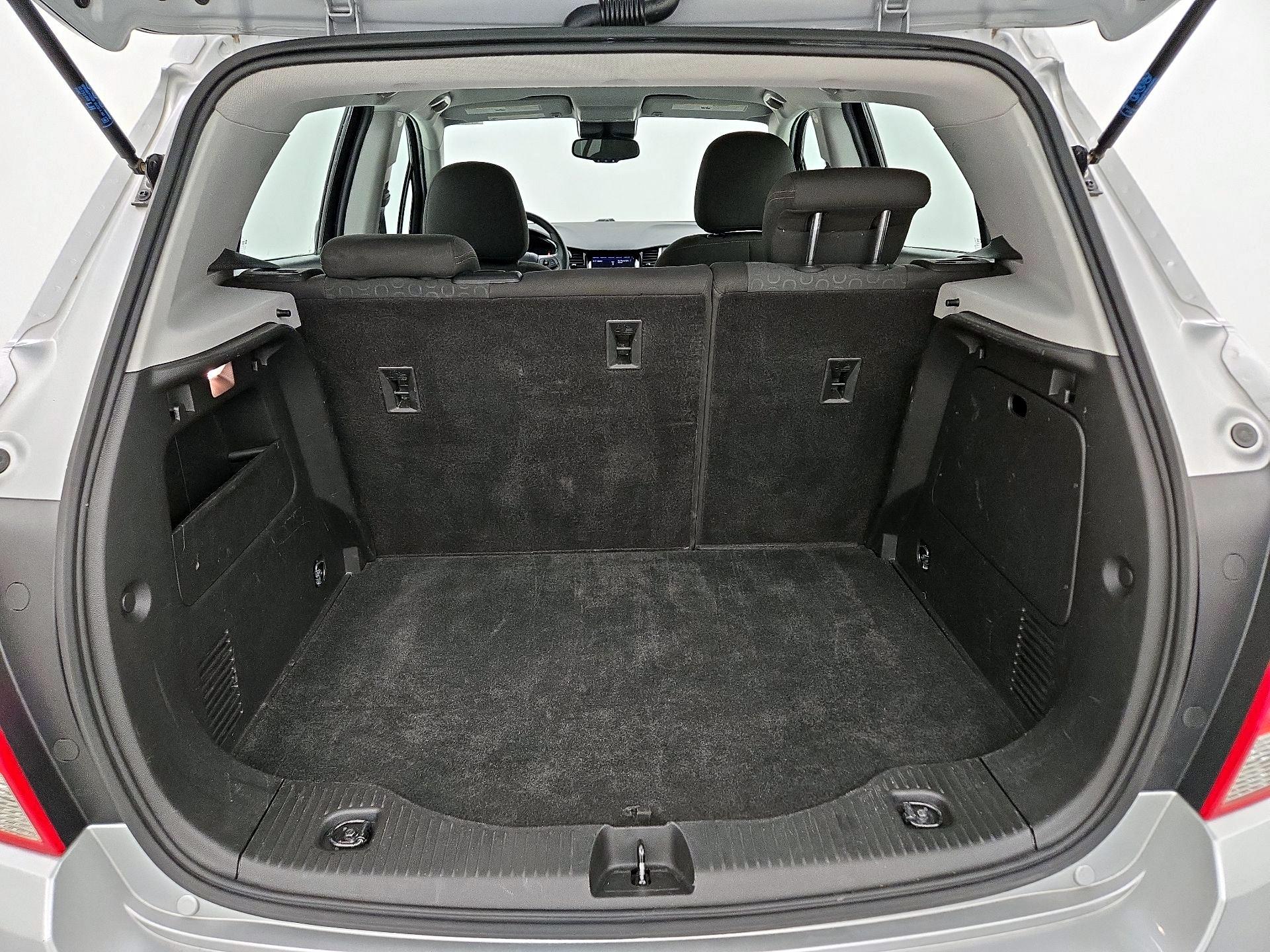 Thumbnail: 2020 Chevrolet Trax - 20