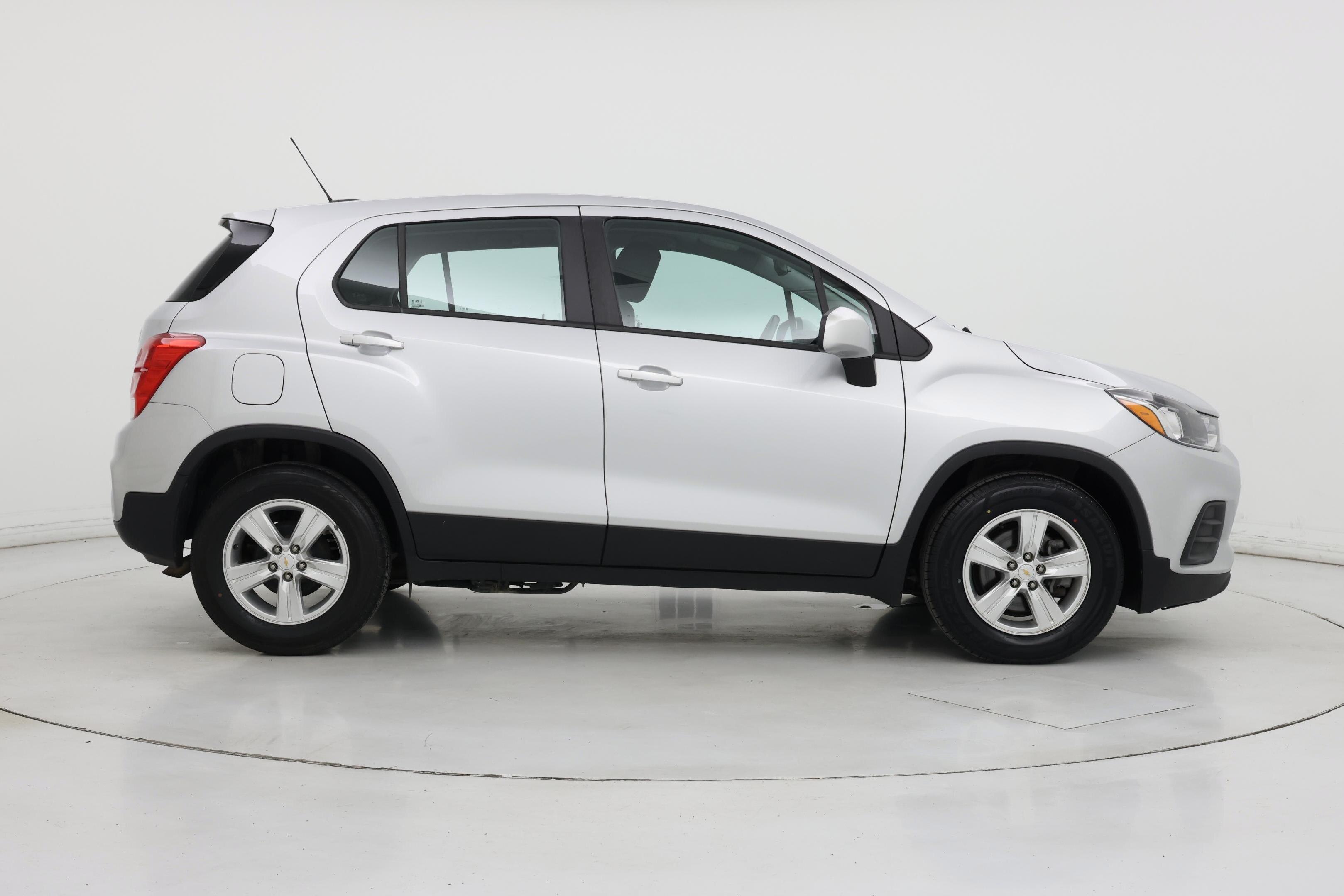 Thumbnail: 2020 Chevrolet Trax - 7