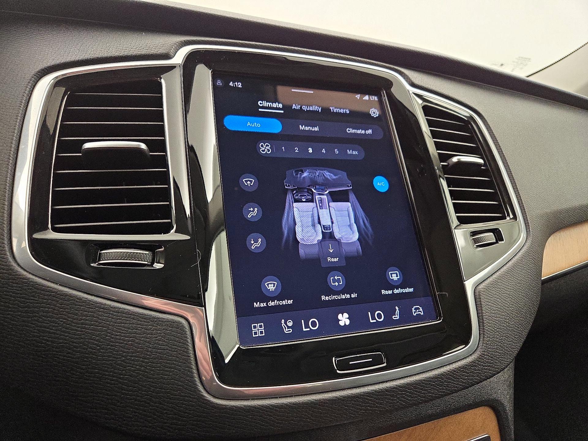 Thumbnail: 2024 Volvo XC90 - 17