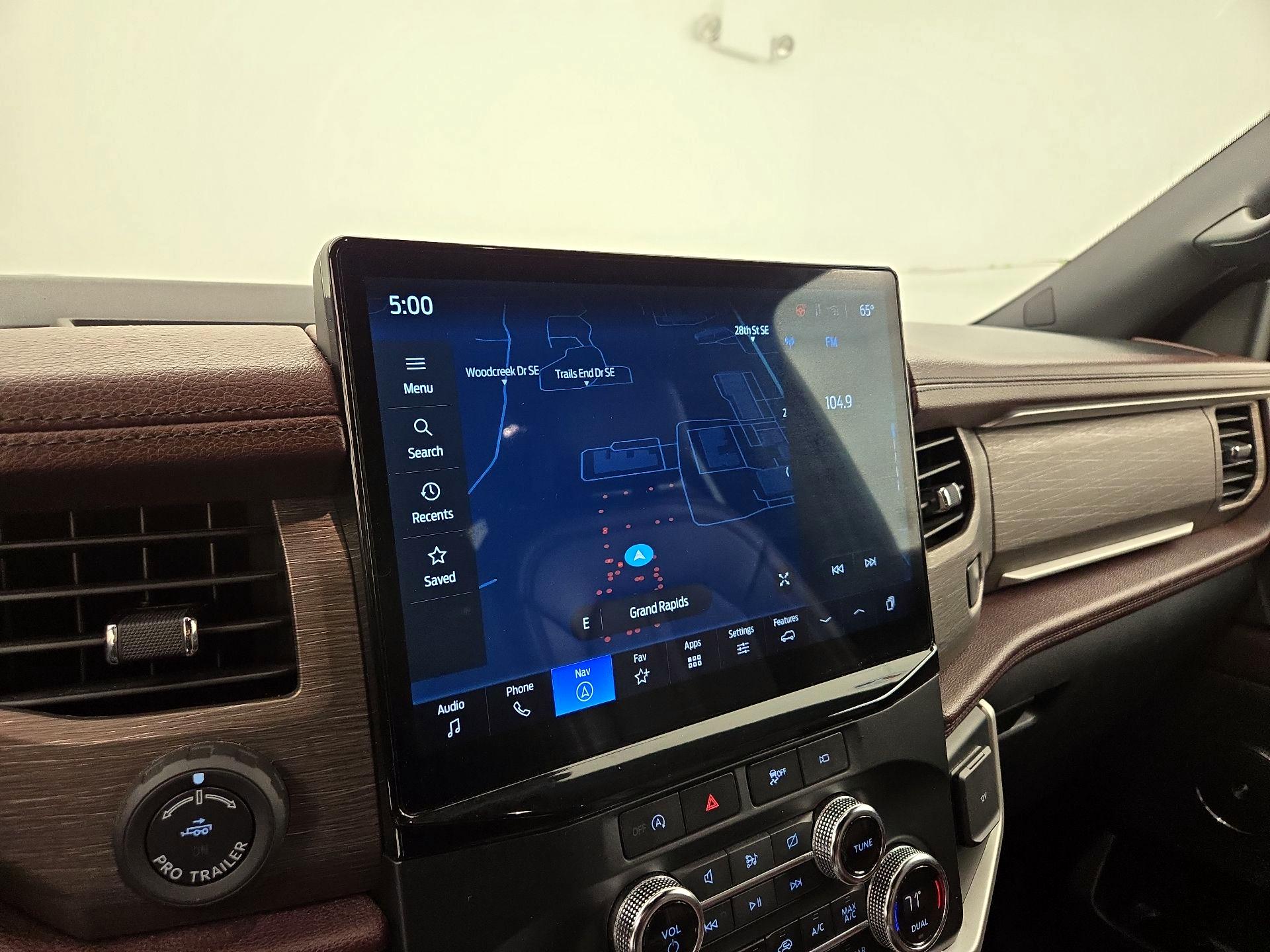 Thumbnail: 2023 Ford Expedition - 14