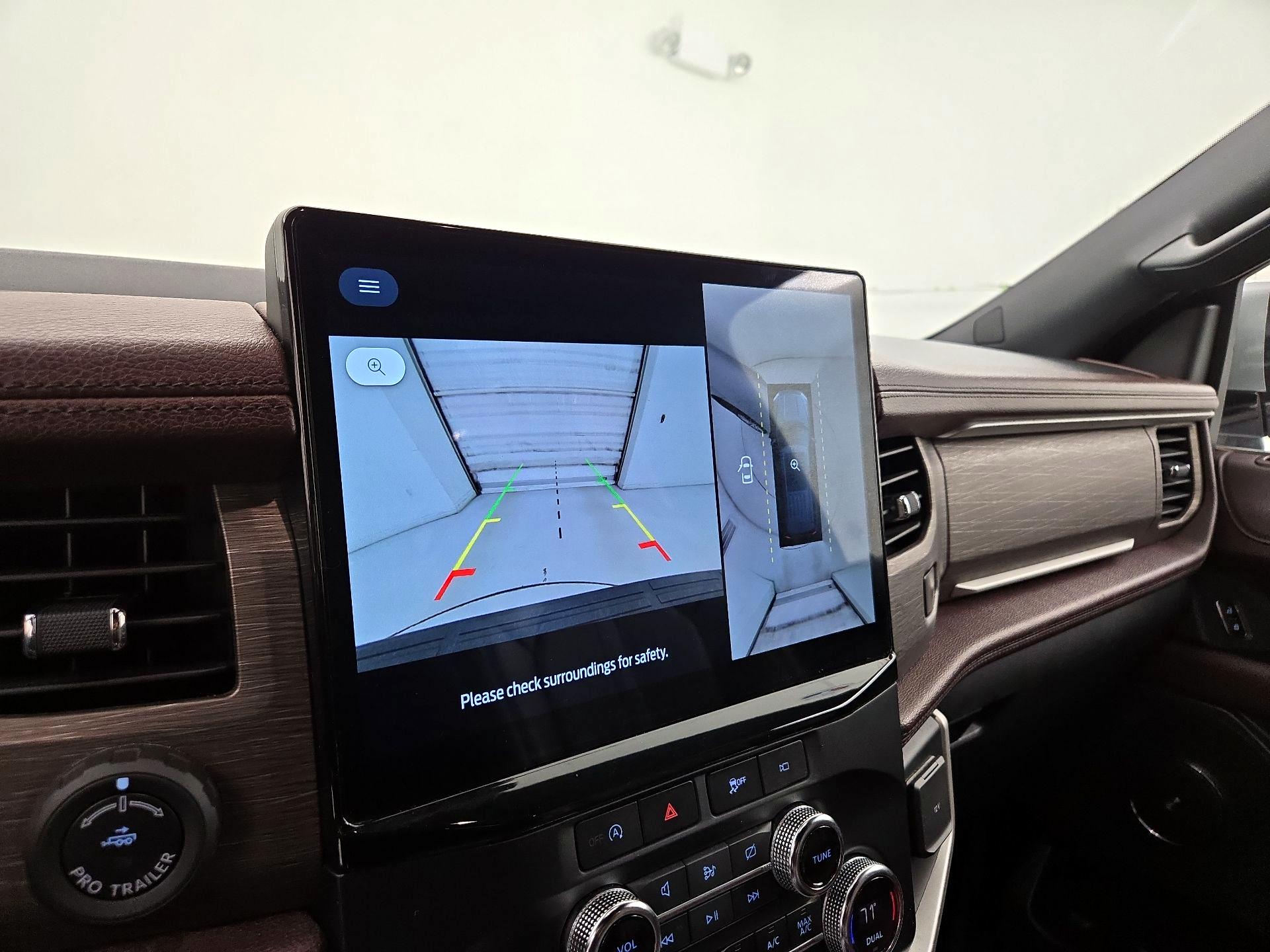 Thumbnail: 2023 Ford Expedition - 15