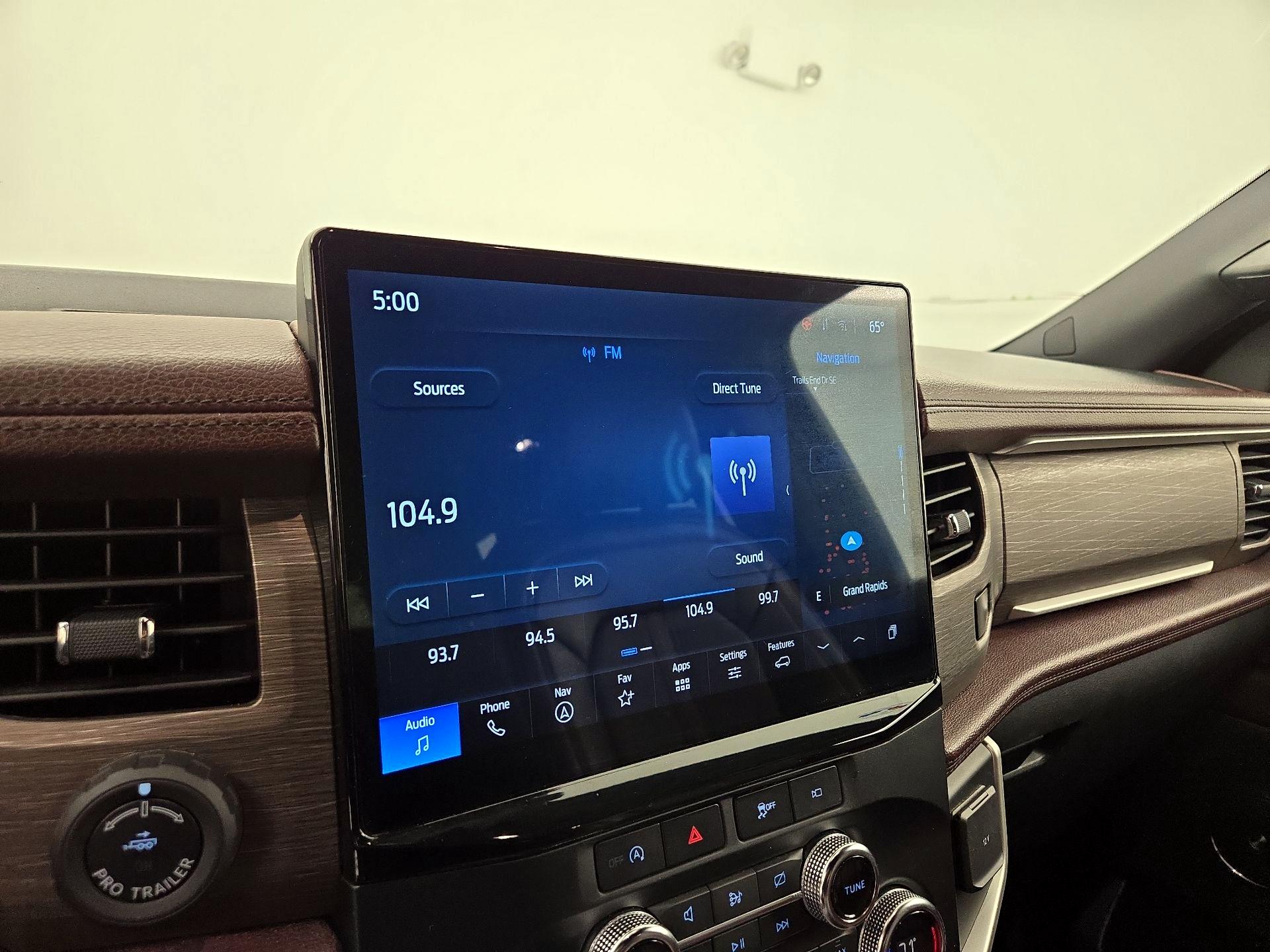 Thumbnail: 2023 Ford Expedition - 16