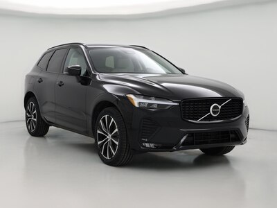 2023 Volvo XC60 B5 Plus Dark Theme