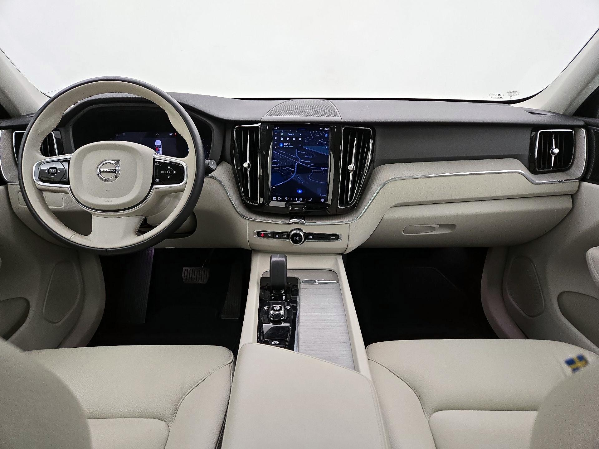 Thumbnail: 2023 Volvo XC60 - 9