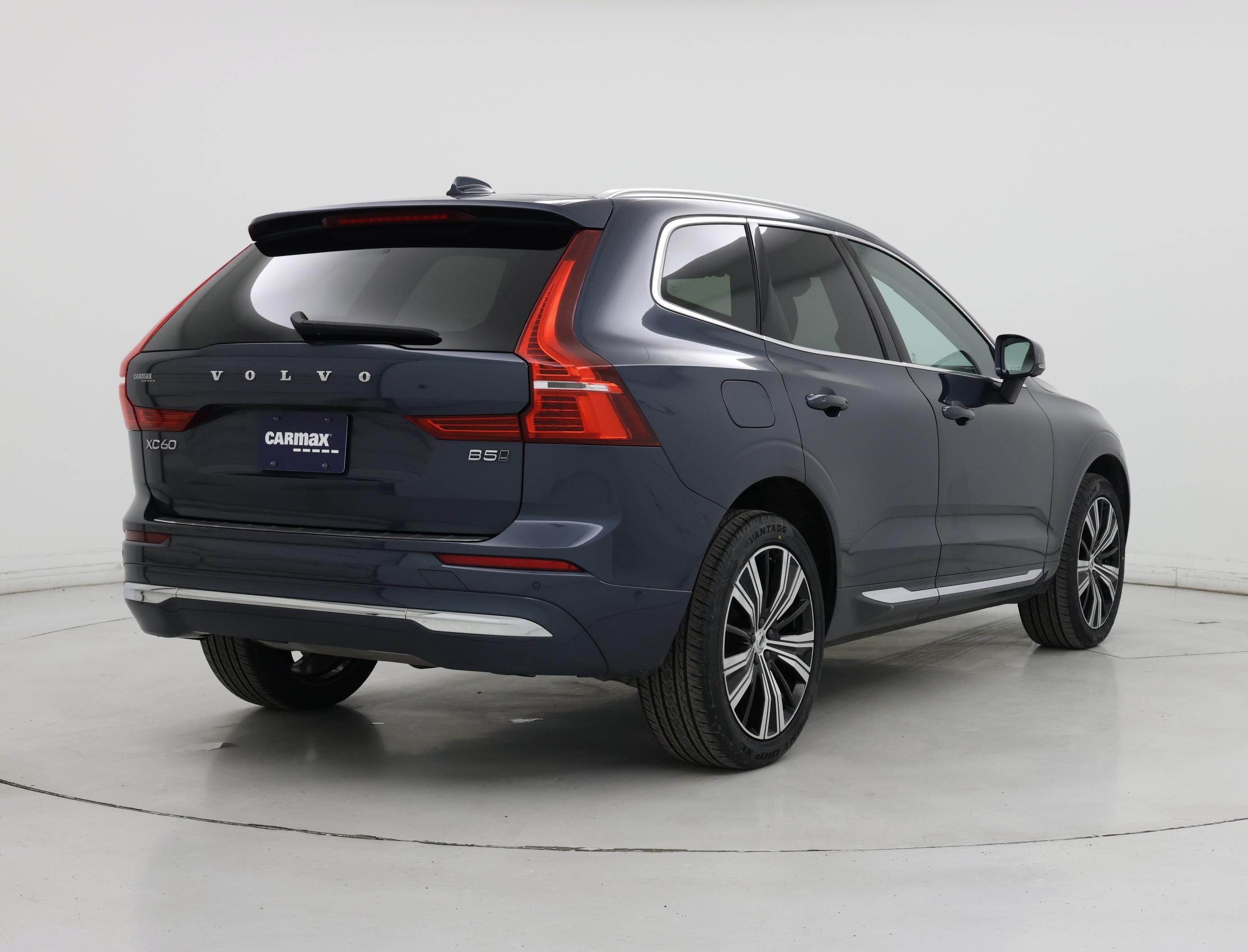 Thumbnail: 2023 Volvo XC60 - 8