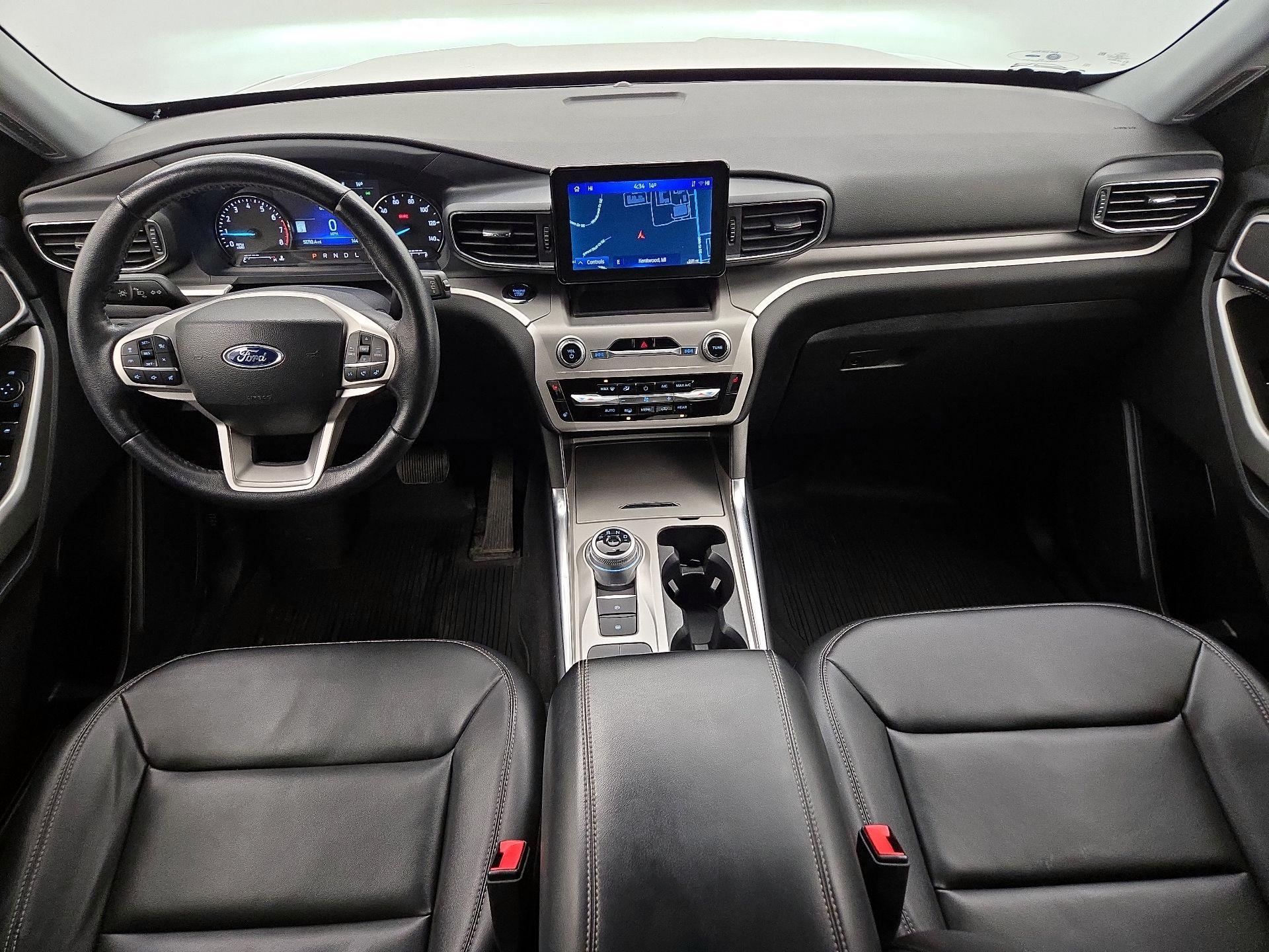 Thumbnail: 2022 Ford Explorer - 9