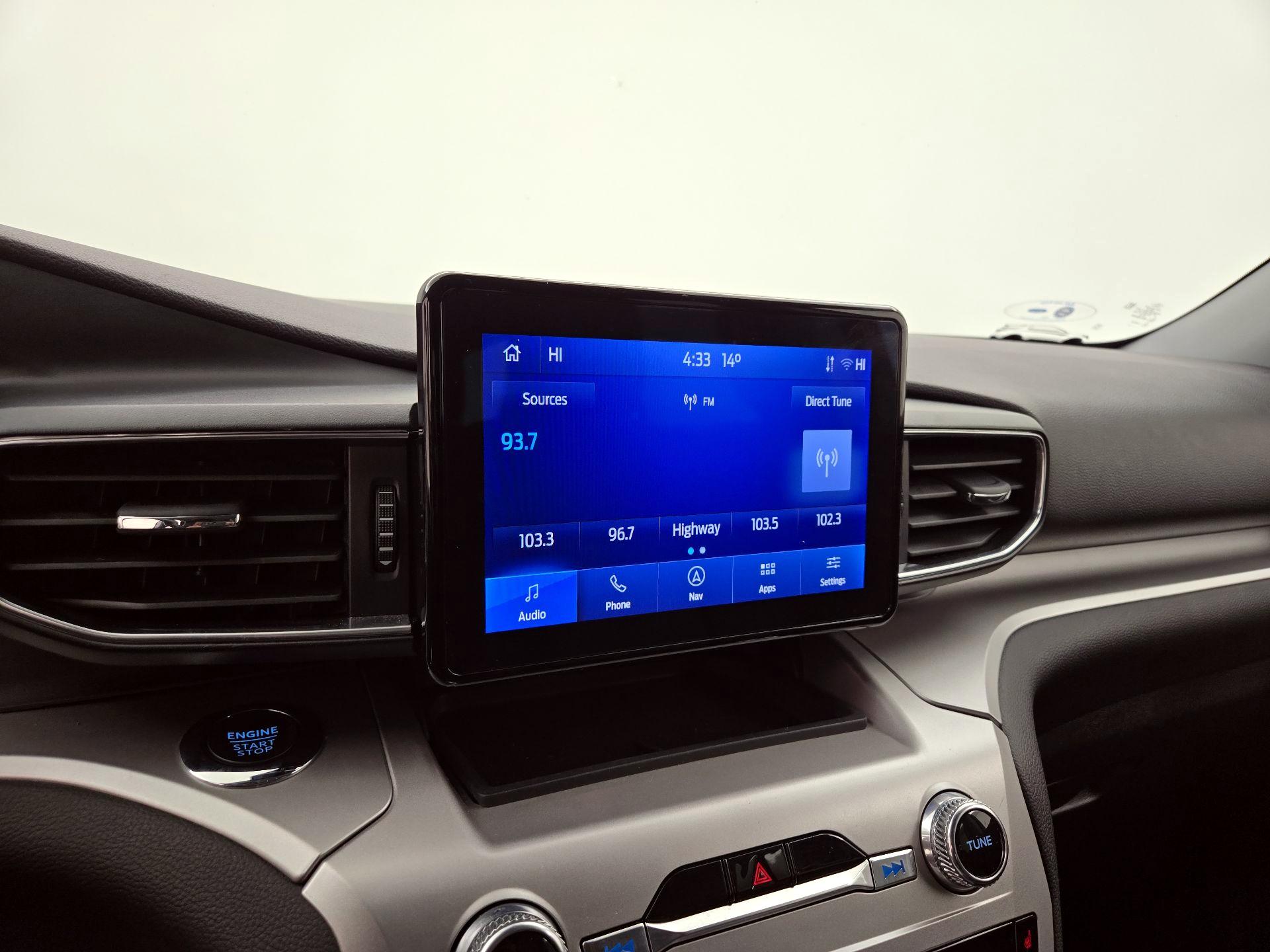 Thumbnail: 2022 Ford Explorer - 16