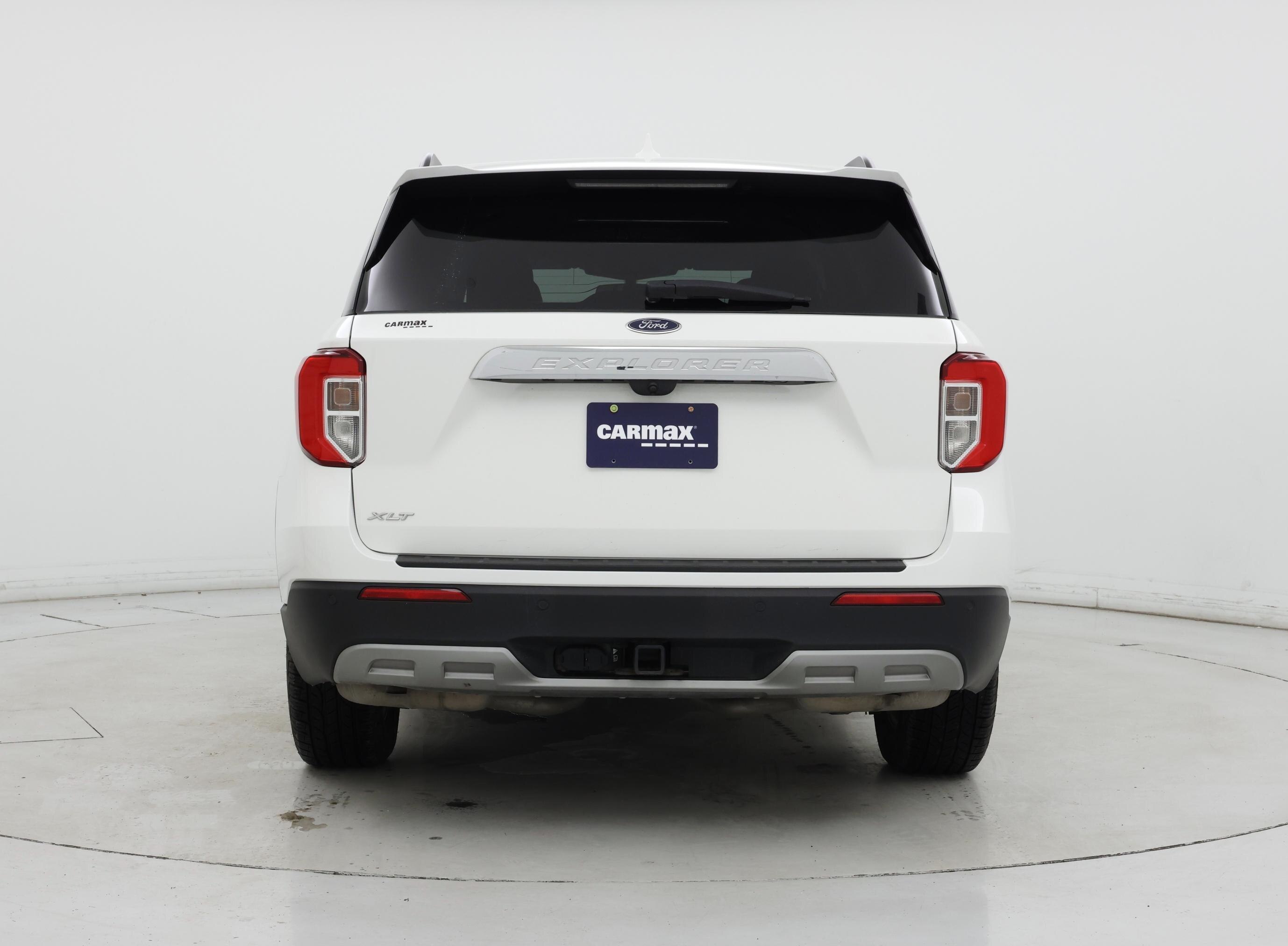 Thumbnail: 2022 Ford Explorer - 6