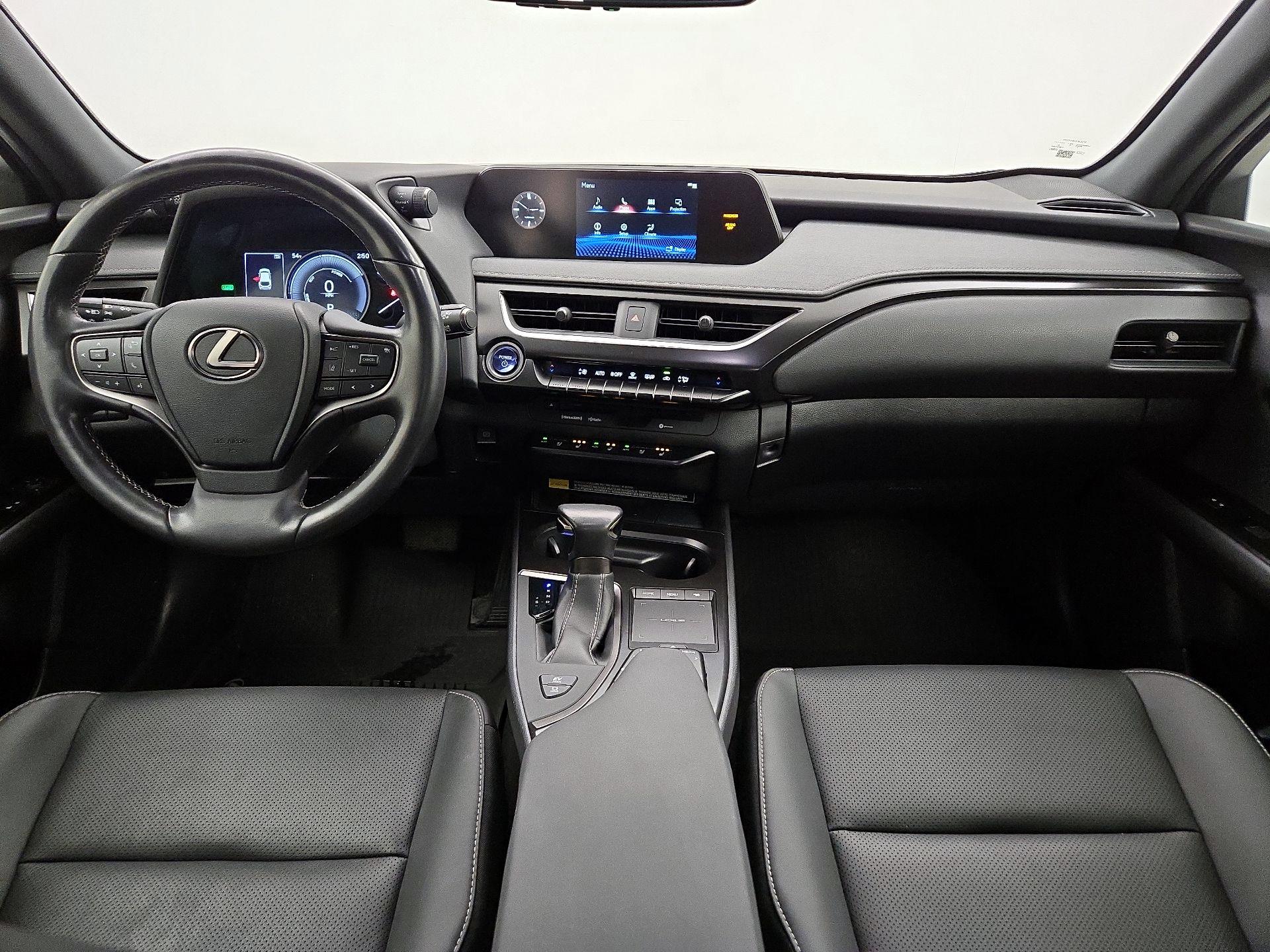 Thumbnail: 2022 Lexus UX - 9