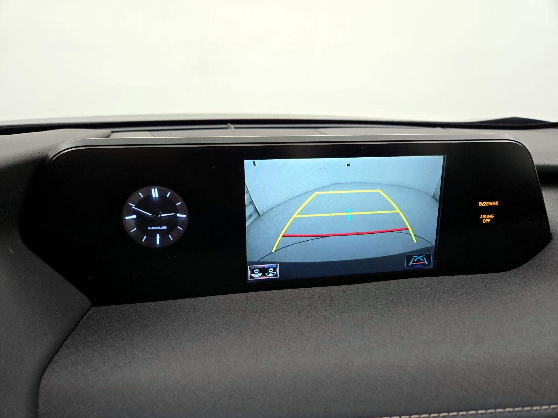 Thumbnail: 2022 Lexus UX - 14