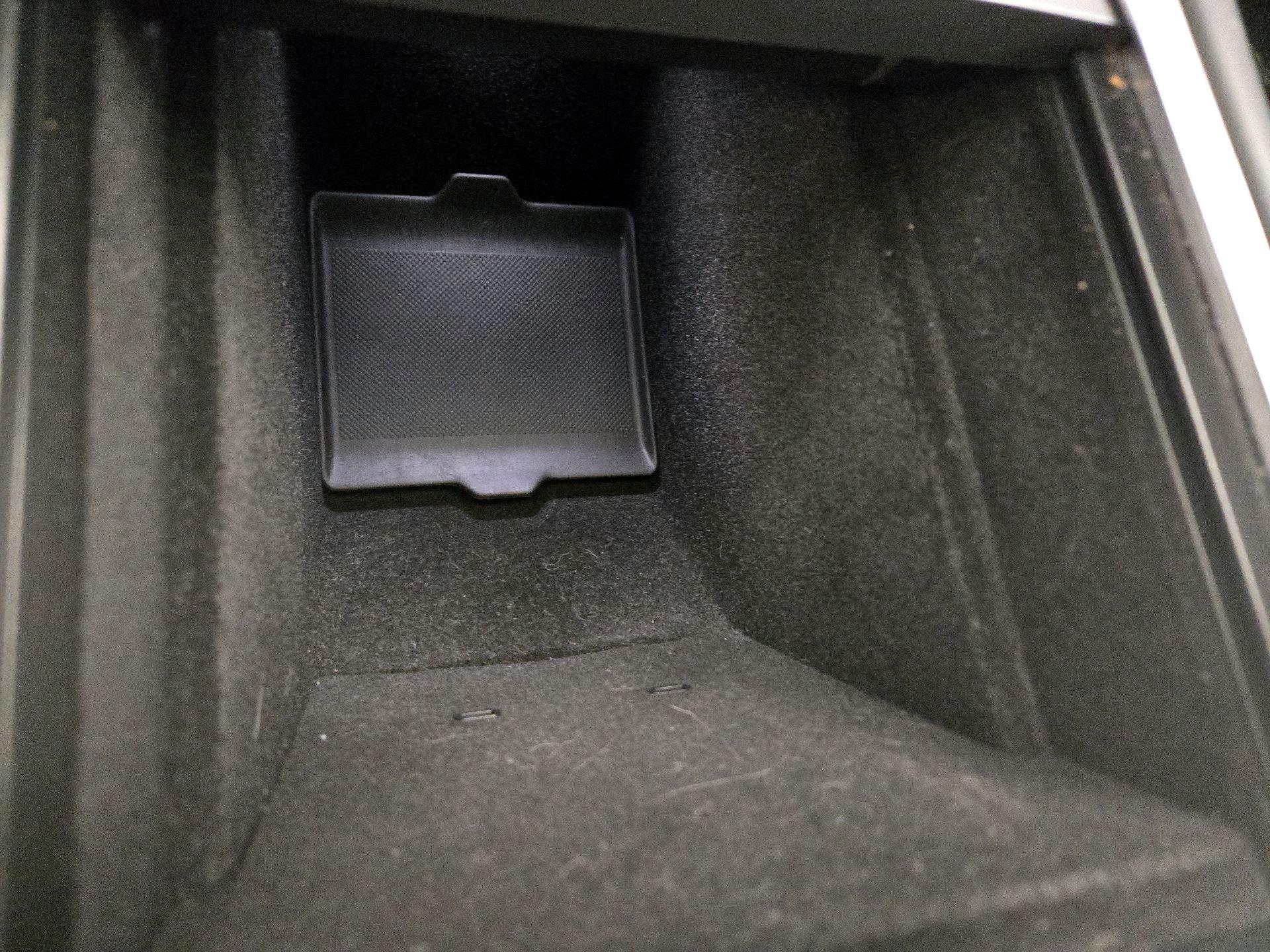 Thumbnail: 2021 Tesla Model 3 - 19