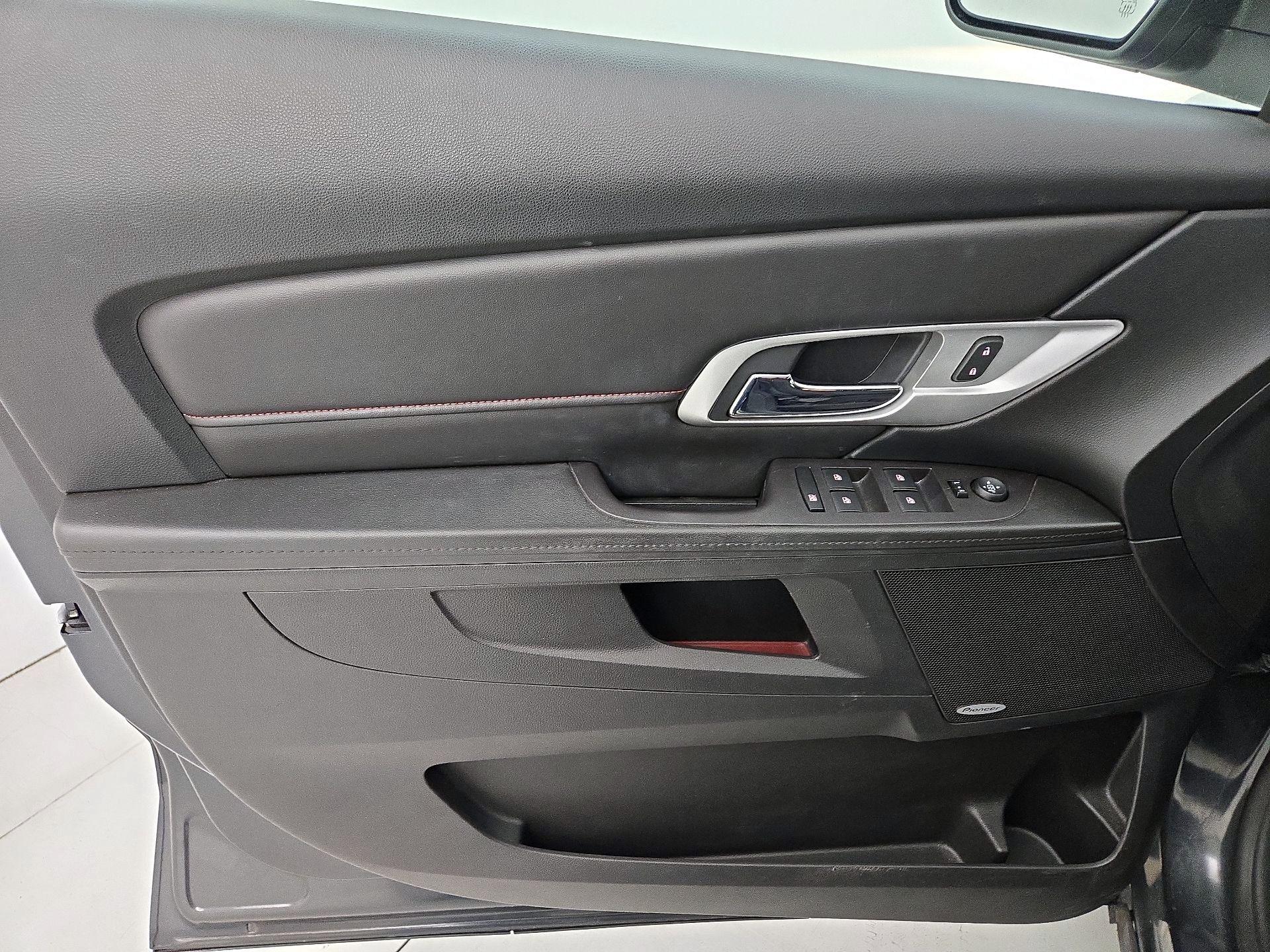 Thumbnail: 2017 GMC Terrain - 12