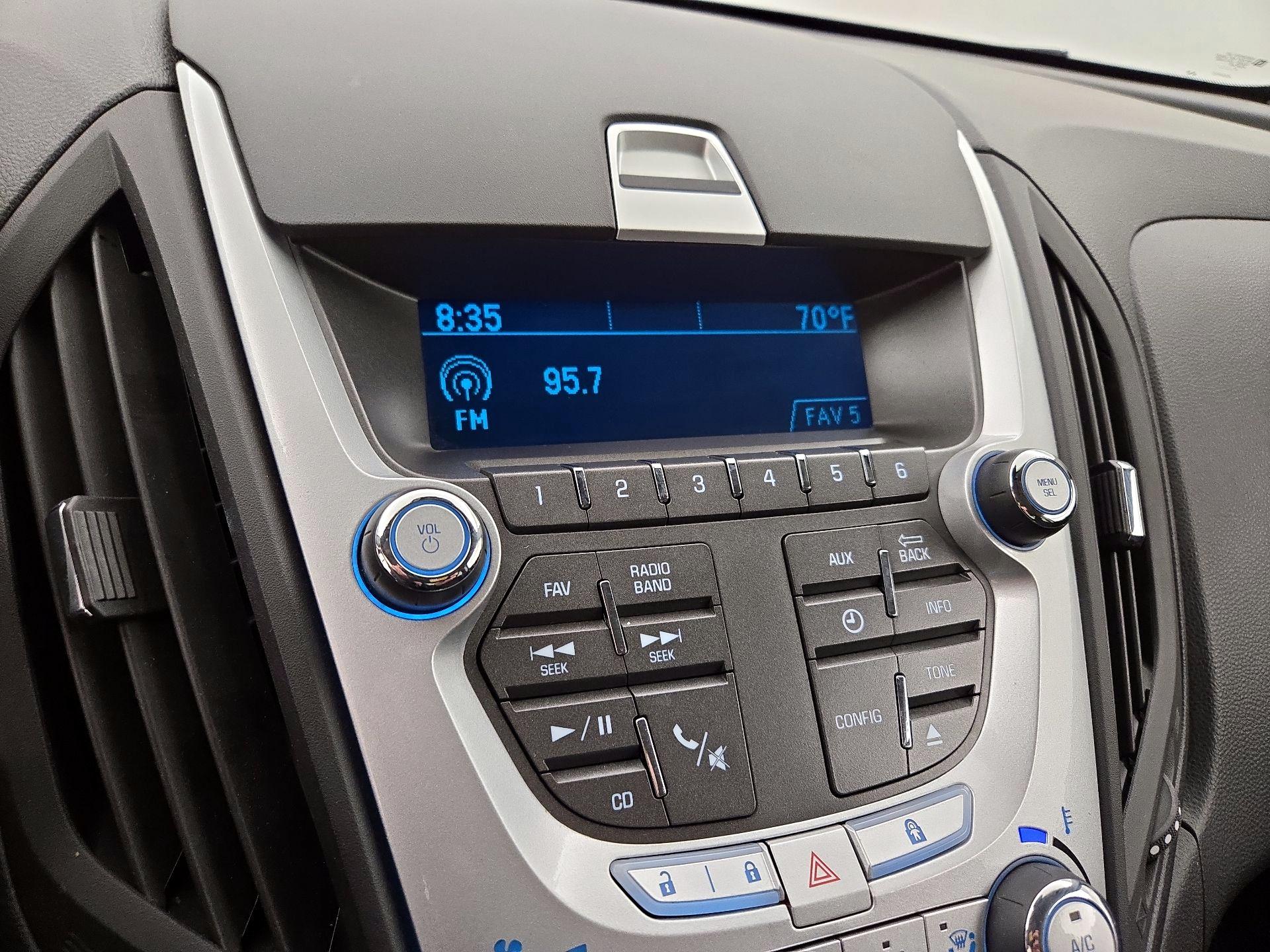 Thumbnail: 2015 Chevrolet Equinox - 14