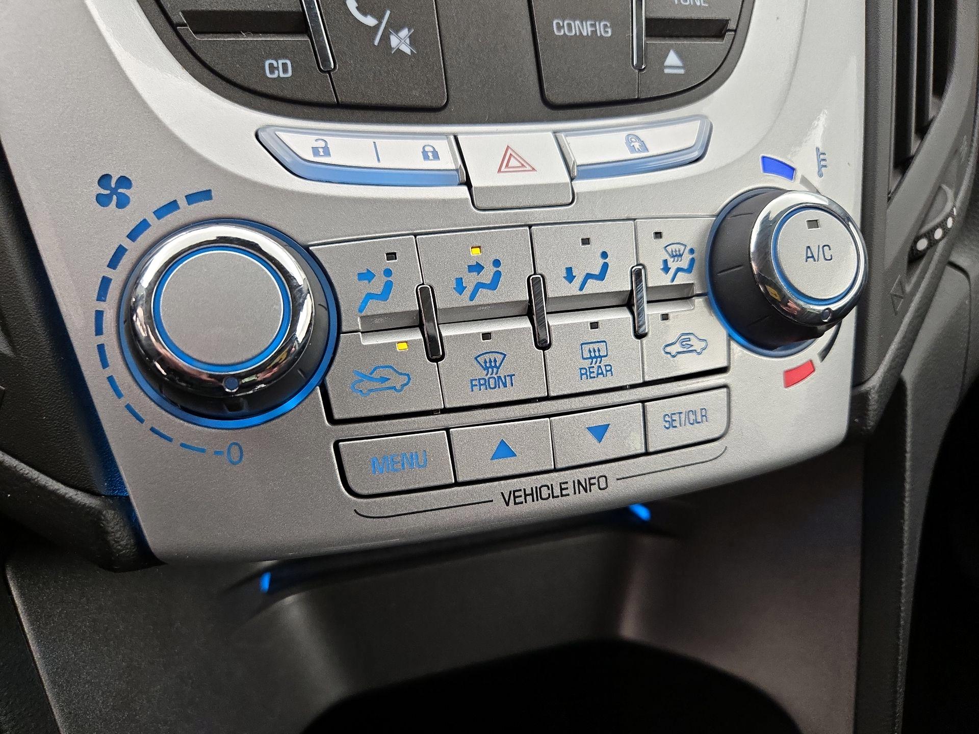 Thumbnail: 2015 Chevrolet Equinox - 15