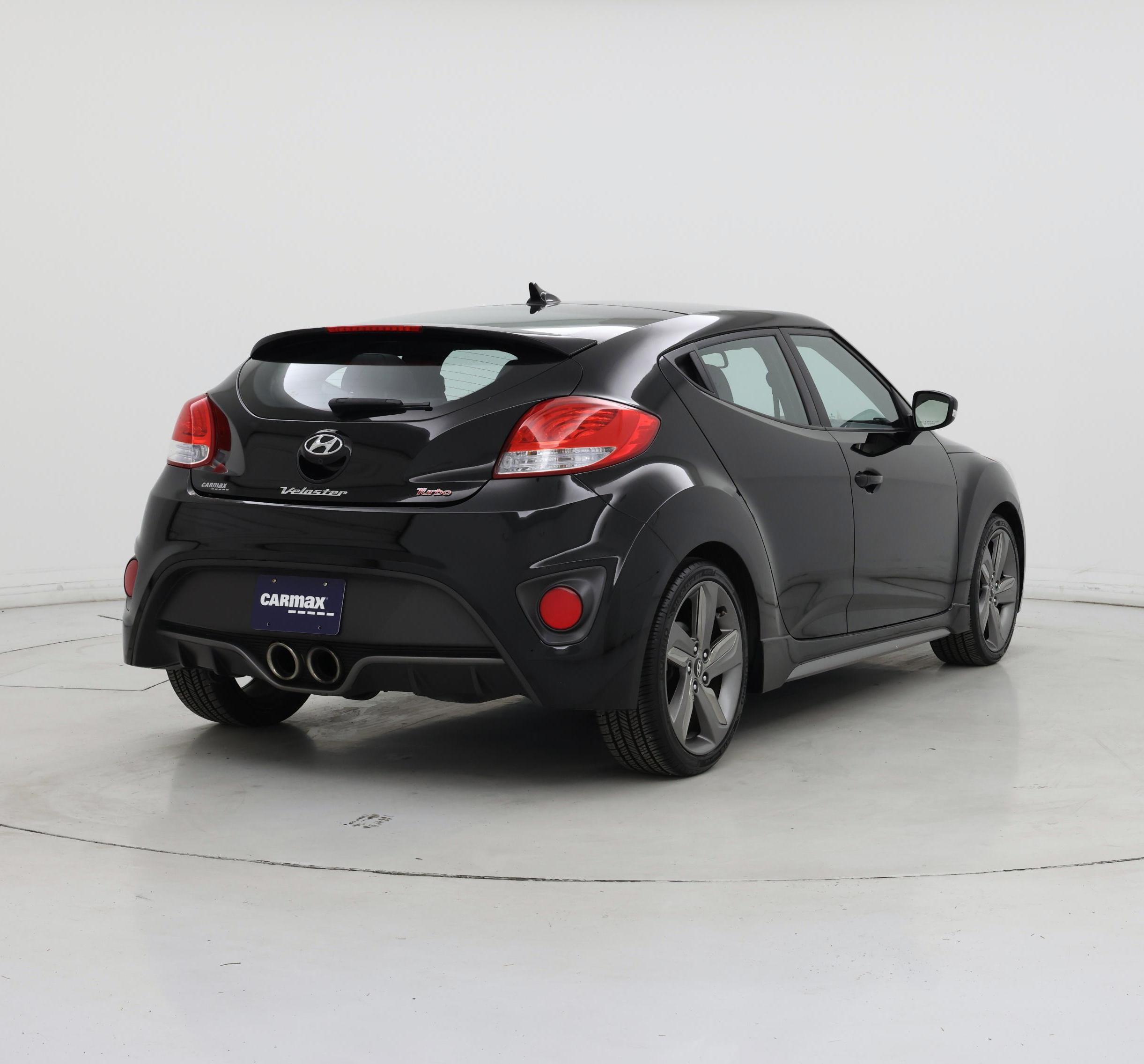 Thumbnail: 2015 Hyundai Veloster - 8