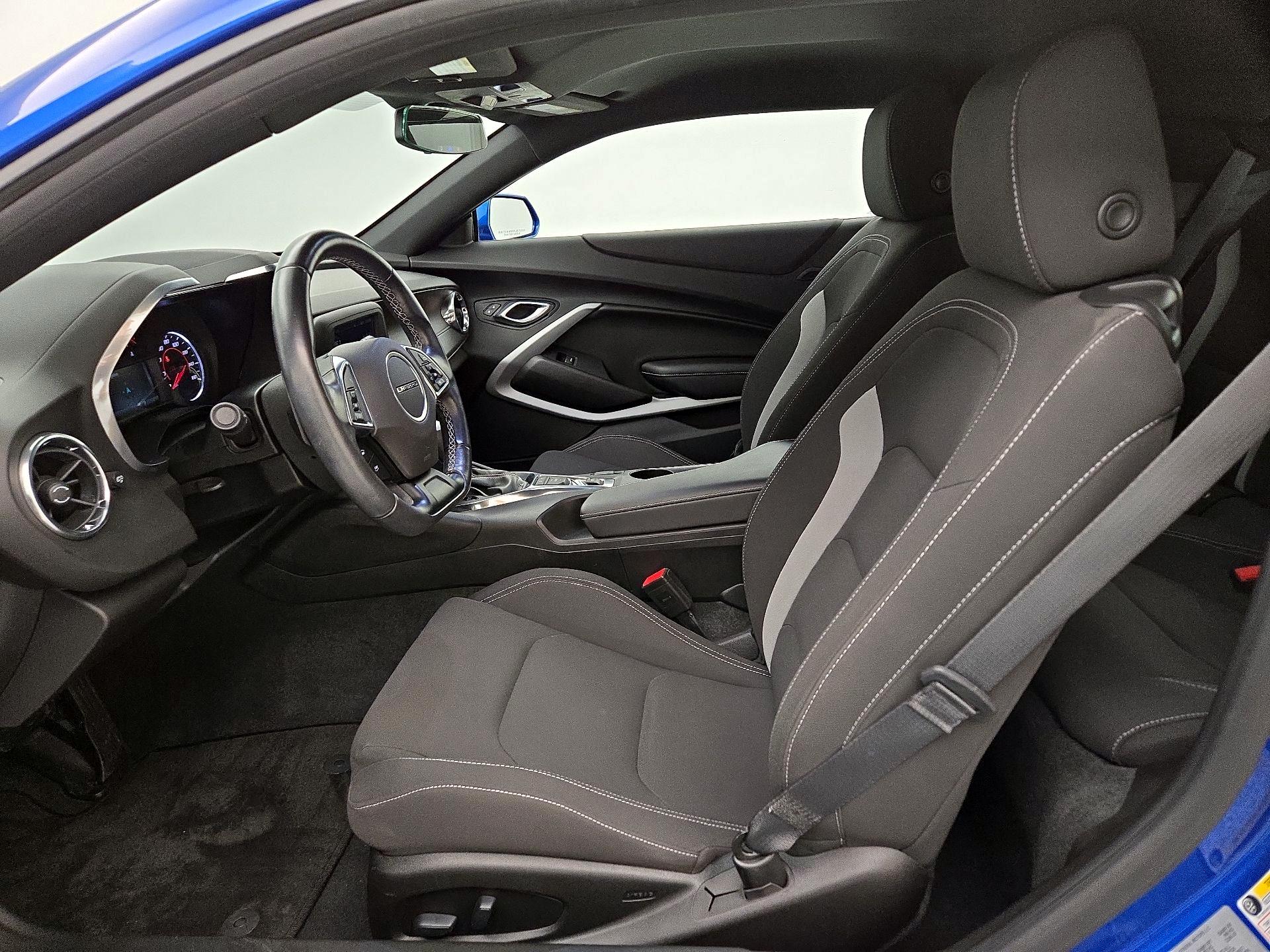 Thumbnail: 2018 Chevrolet Camaro - 11