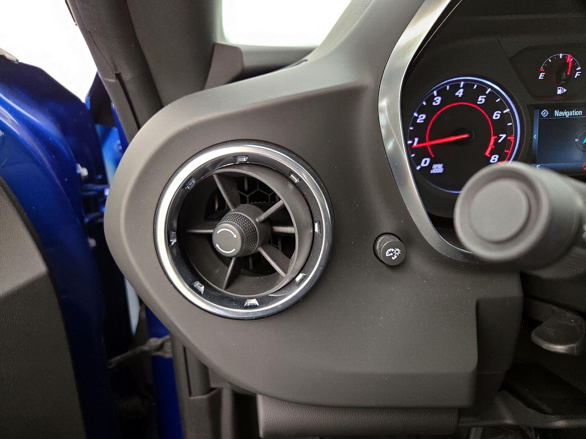 Thumbnail: 2018 Chevrolet Camaro - 13