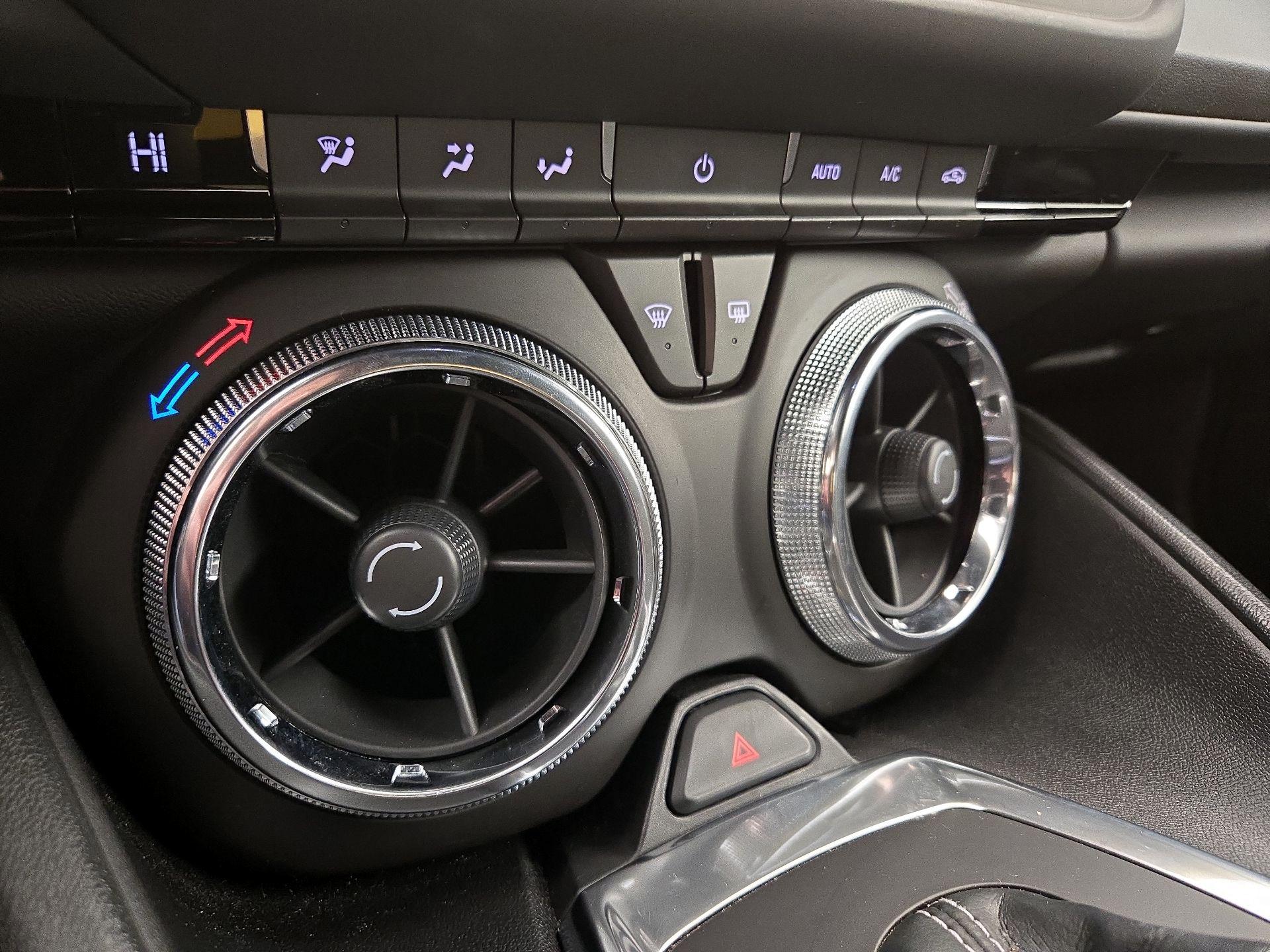 Thumbnail: 2018 Chevrolet Camaro - 16