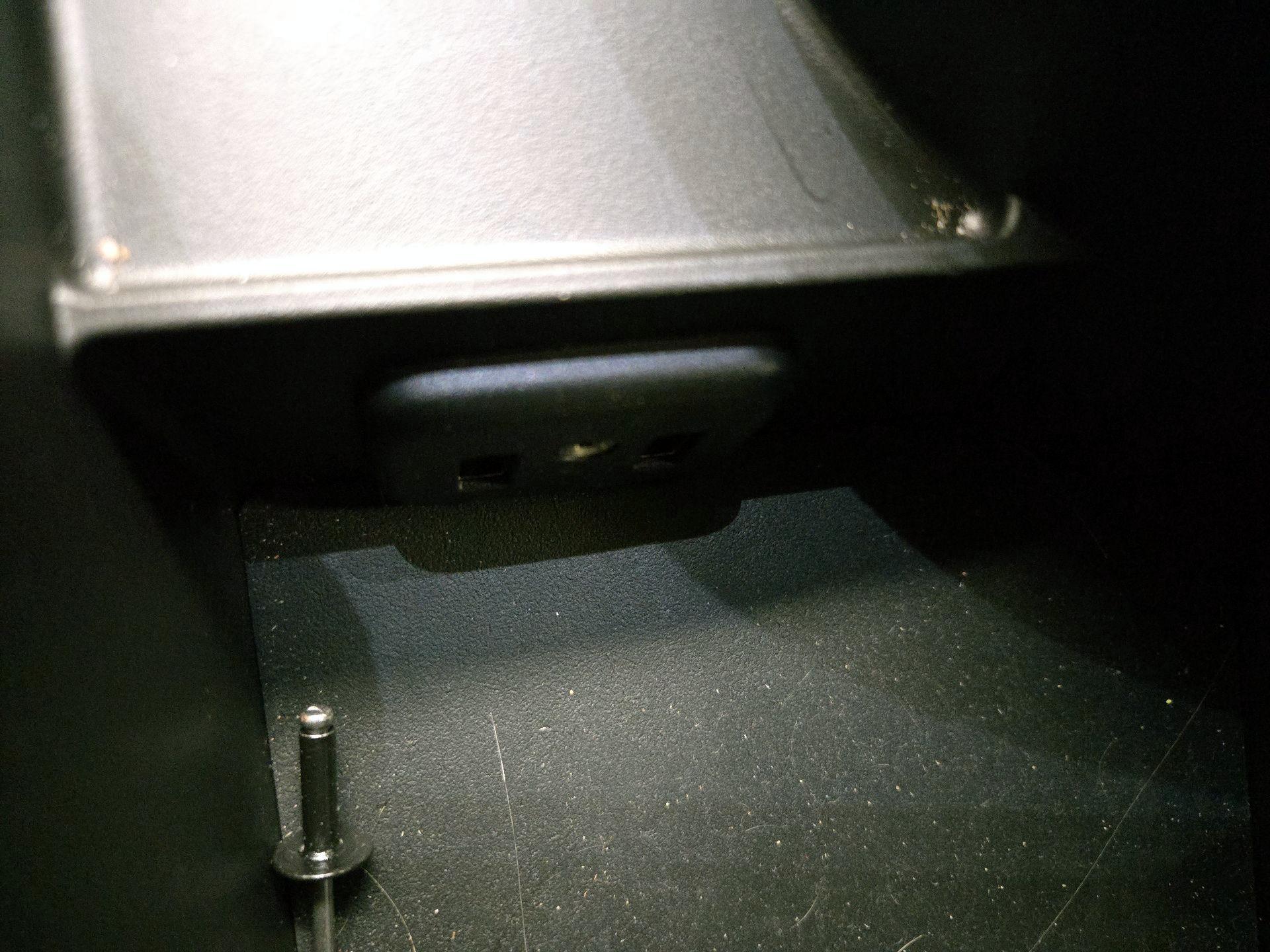 Thumbnail: 2018 Chevrolet Camaro - 18