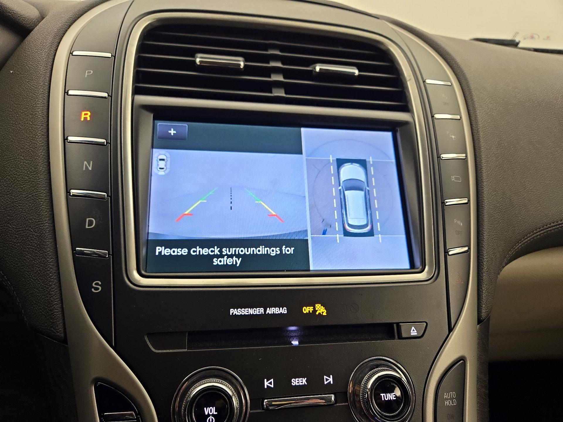 Thumbnail: 2020 Lincoln Nautilus - 15