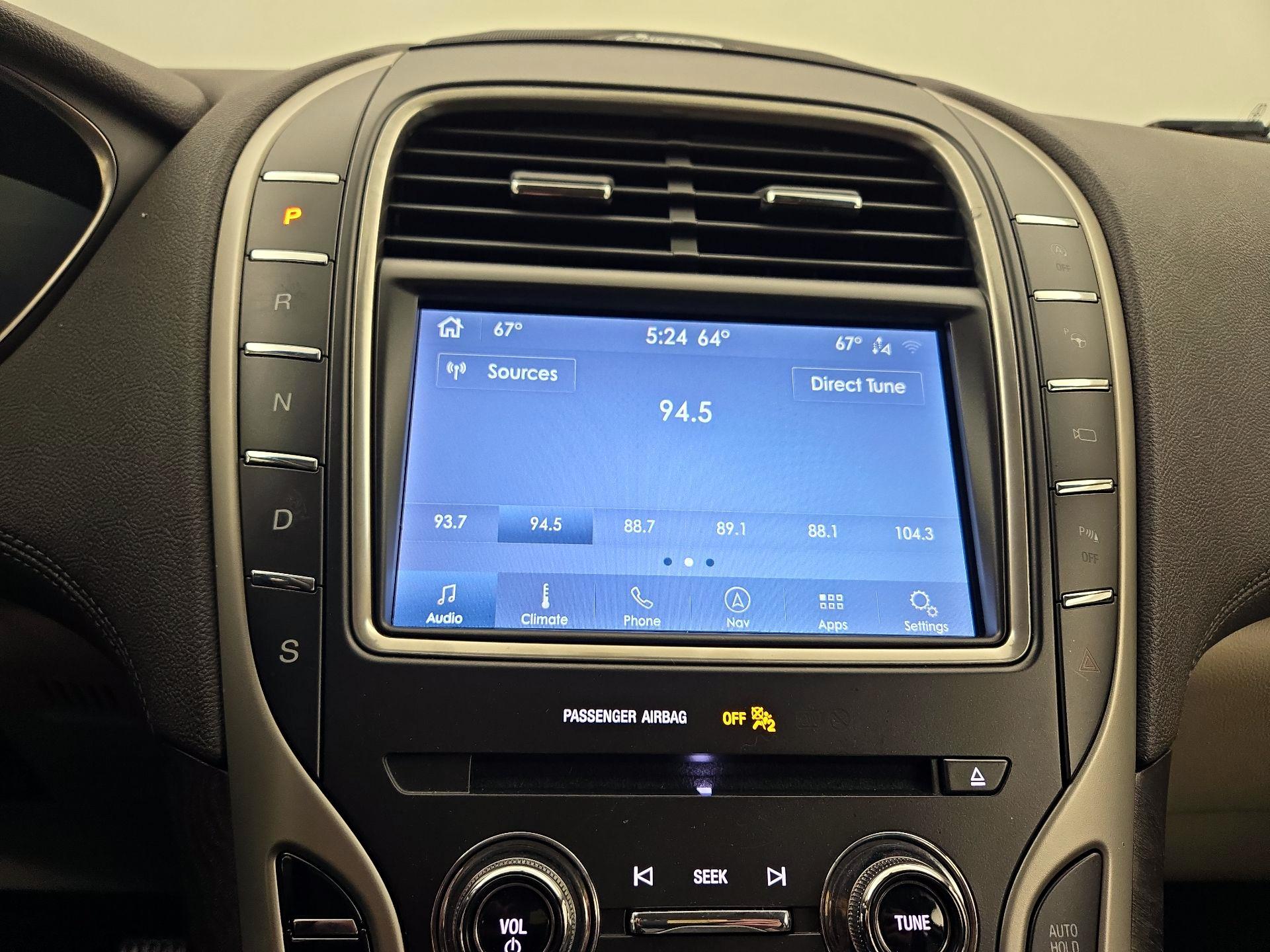 Thumbnail: 2020 Lincoln Nautilus - 16