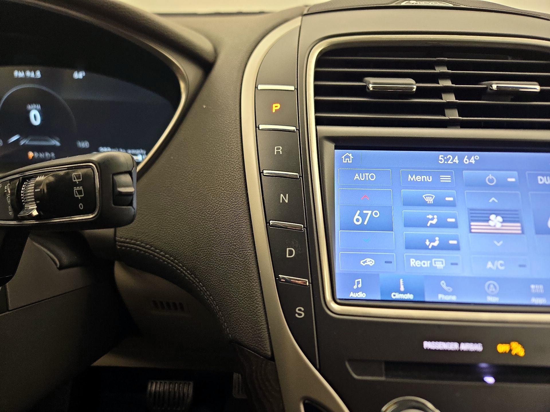 Thumbnail: 2020 Lincoln Nautilus - 18