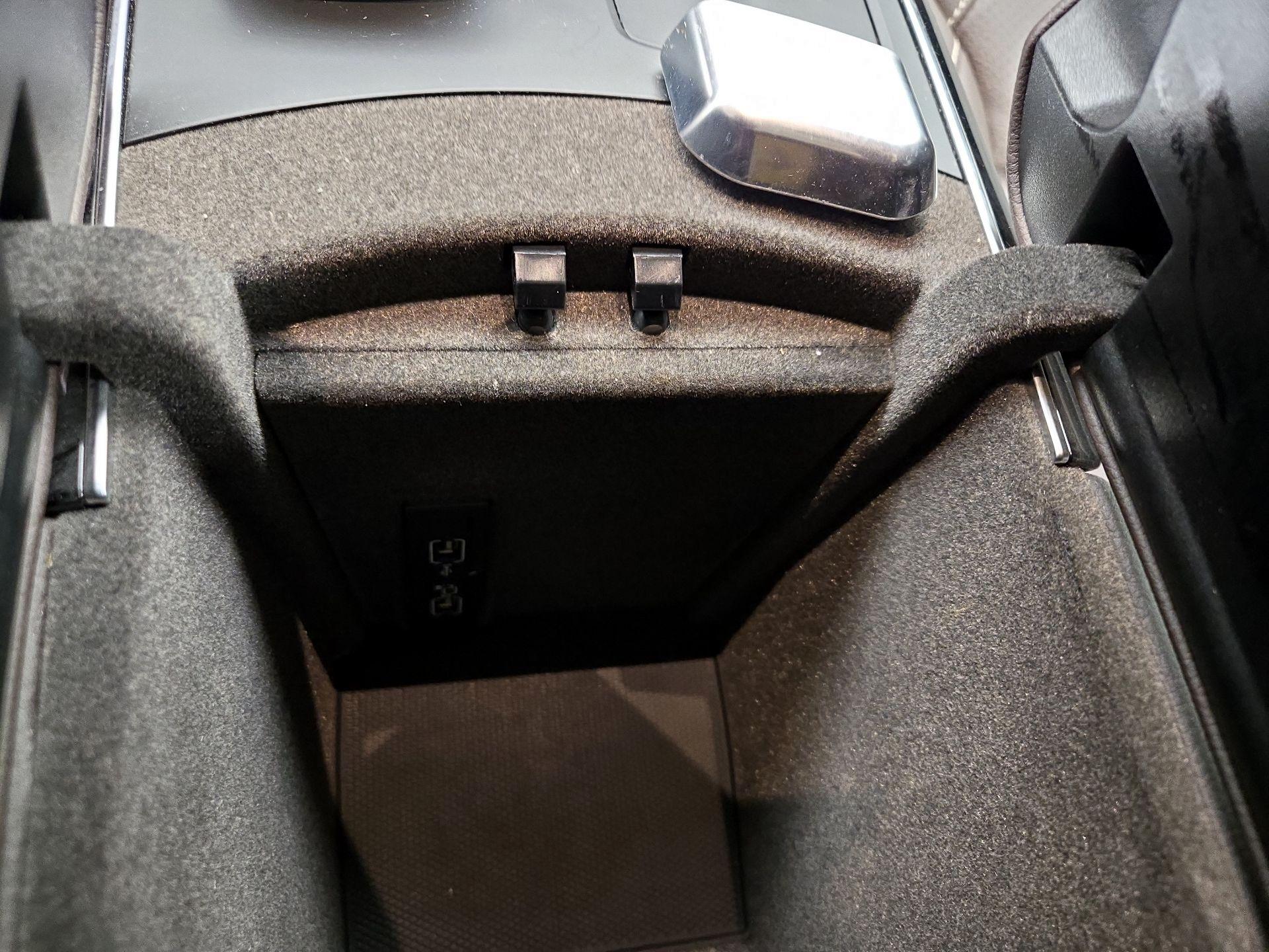 Thumbnail: 2016 Mercedes-Benz GLE - 19