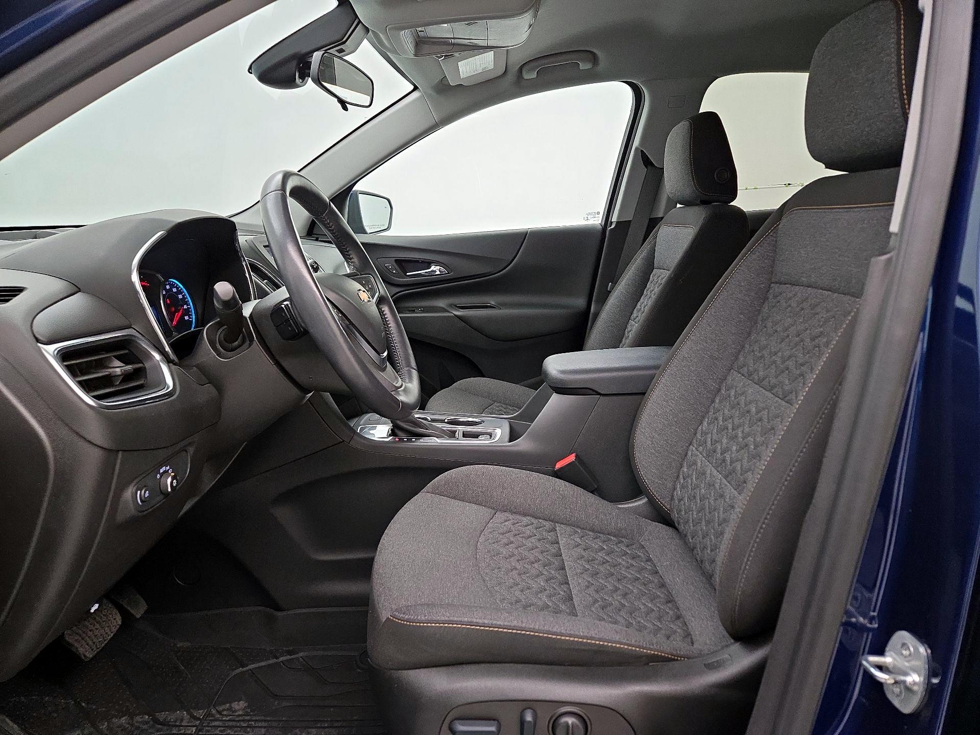 Thumbnail: 2022 Chevrolet Equinox - 11